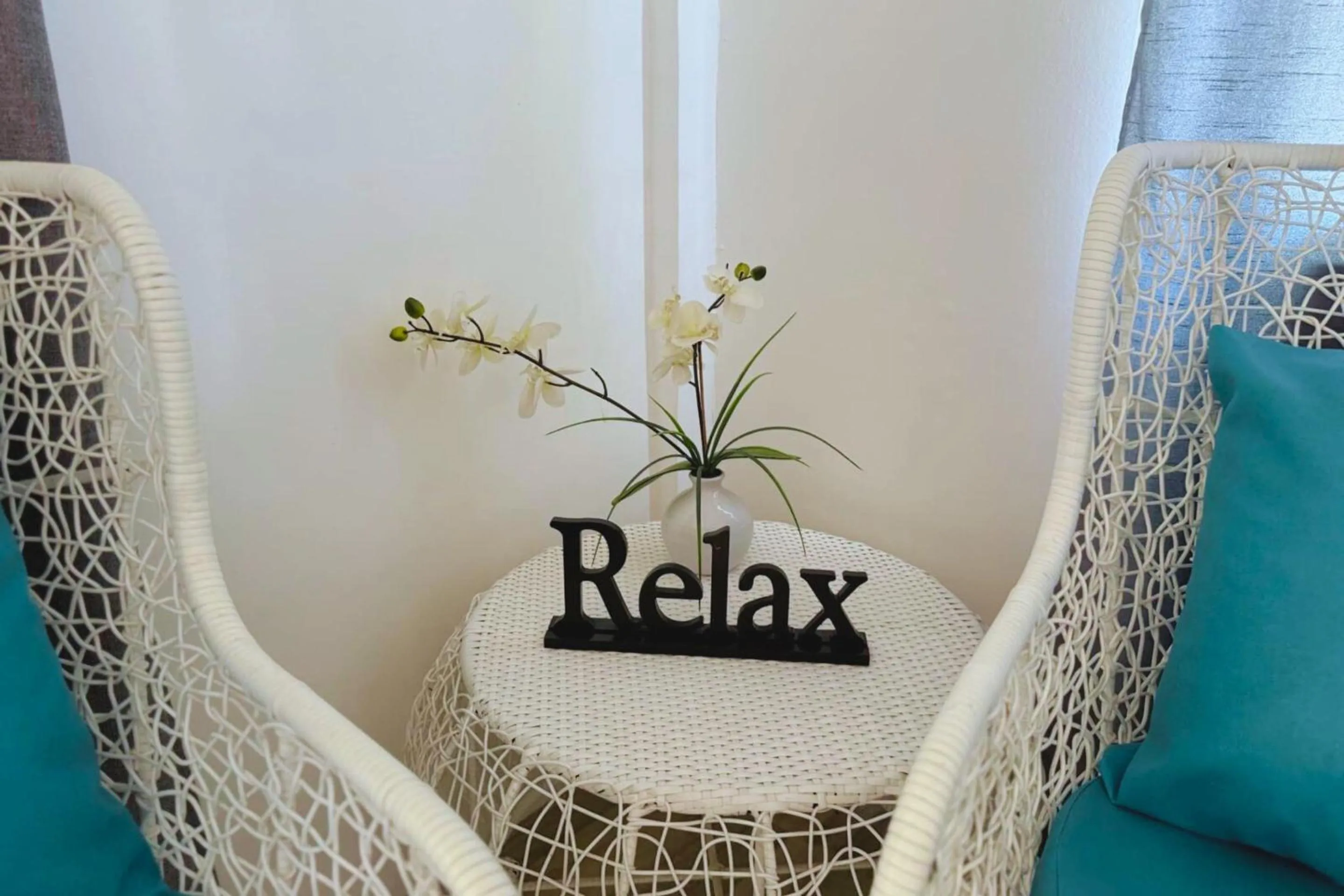 Bedroom in Kehalani Beach Resort by Cocotel