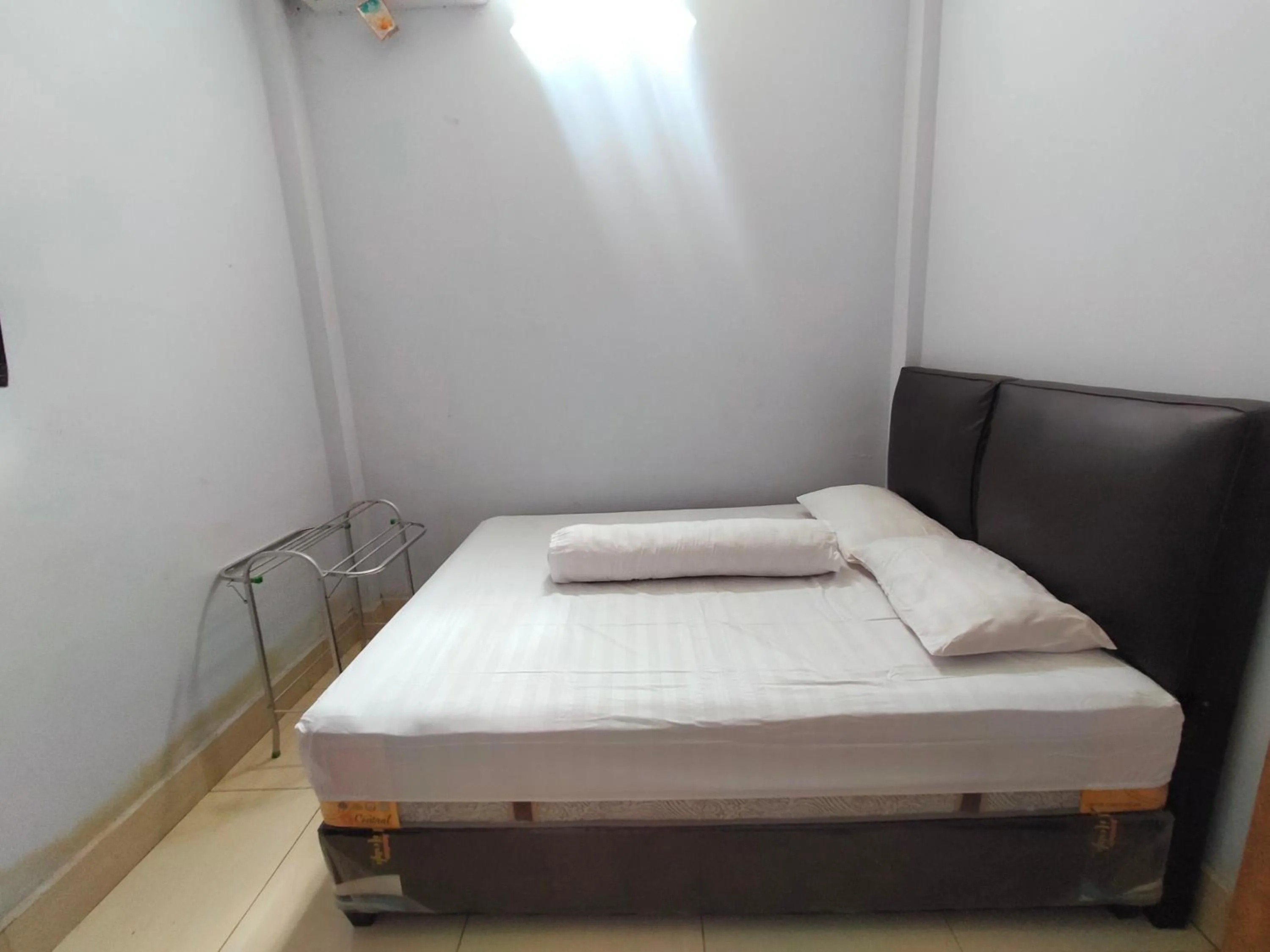 Bedroom, Bed in Inawa Homestay Syariah