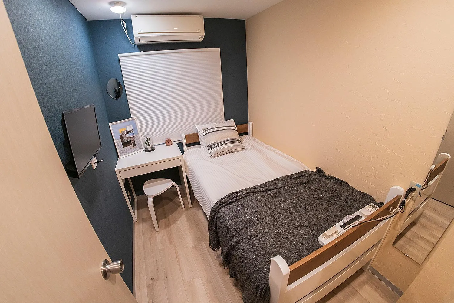 Single Room in Business Hotel Kankokukan