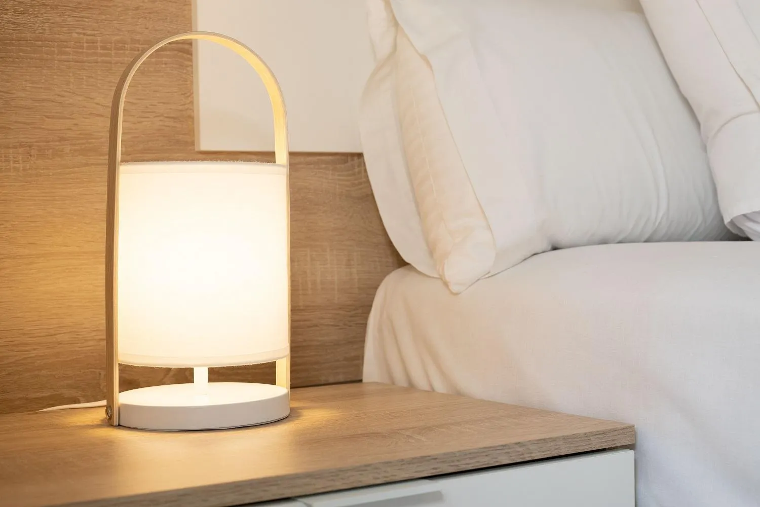 Bedroom, Bed in Feelathome Center Apartments