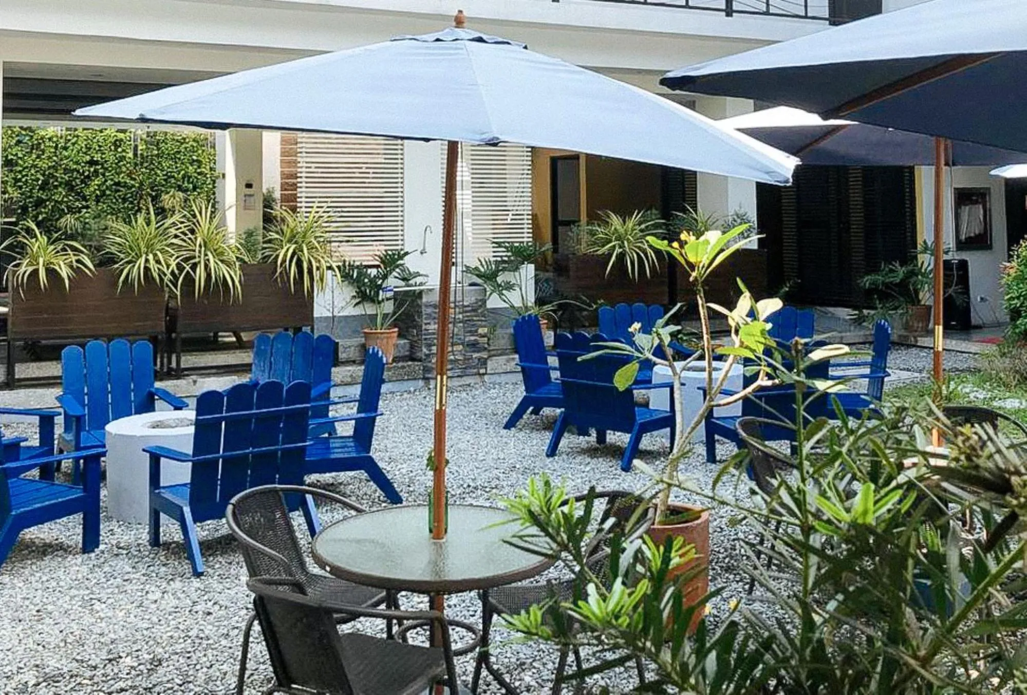 Garden in RedDoorz @ Occazia Hotel Pampanga