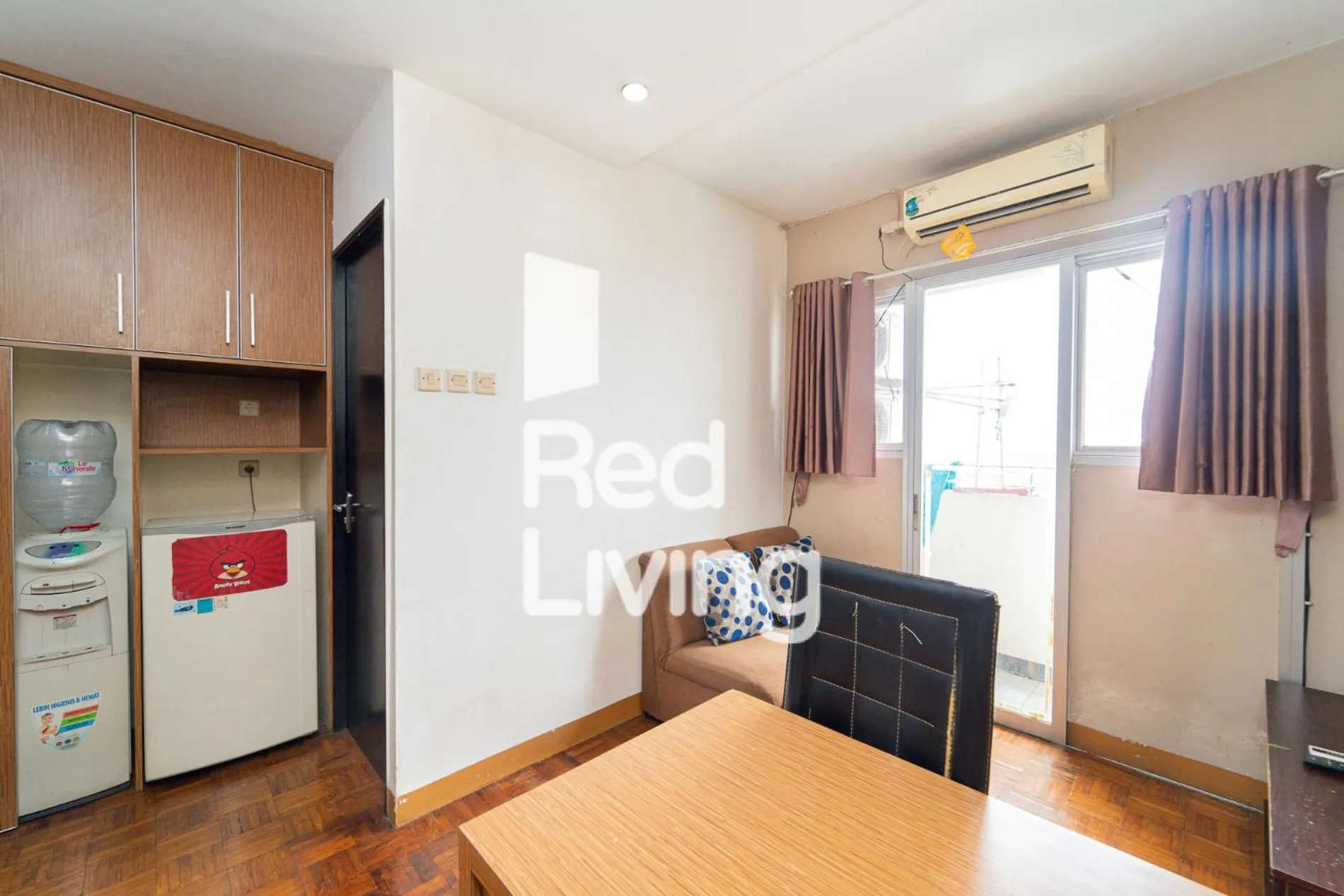 Kitchen or kitchenette in Apartemen Sentra Timur Residence - D Royal Property Tower Kuning