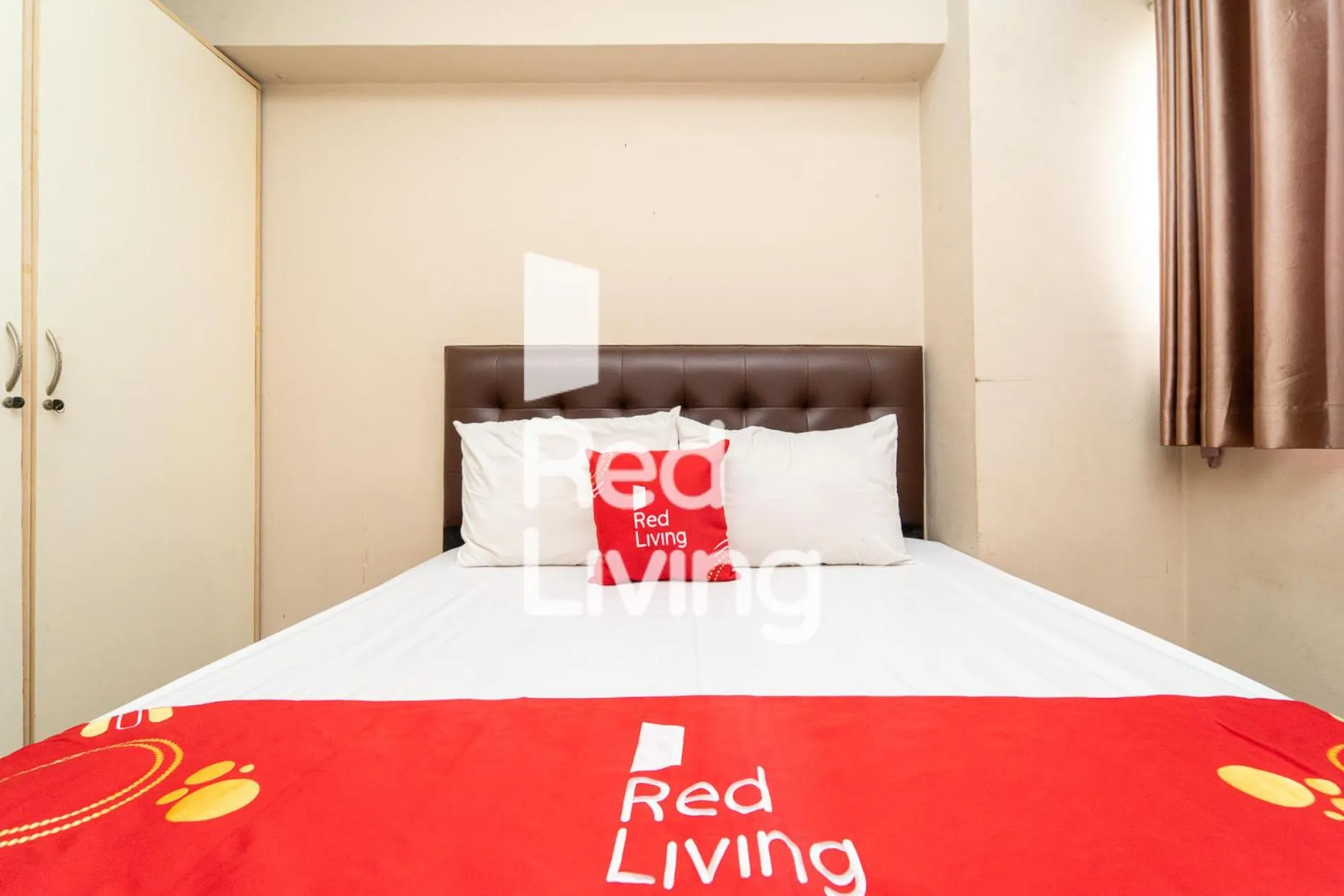 Bedroom, Bed in Apartemen Sentra Timur Residence - D Royal Property Tower Kuning
