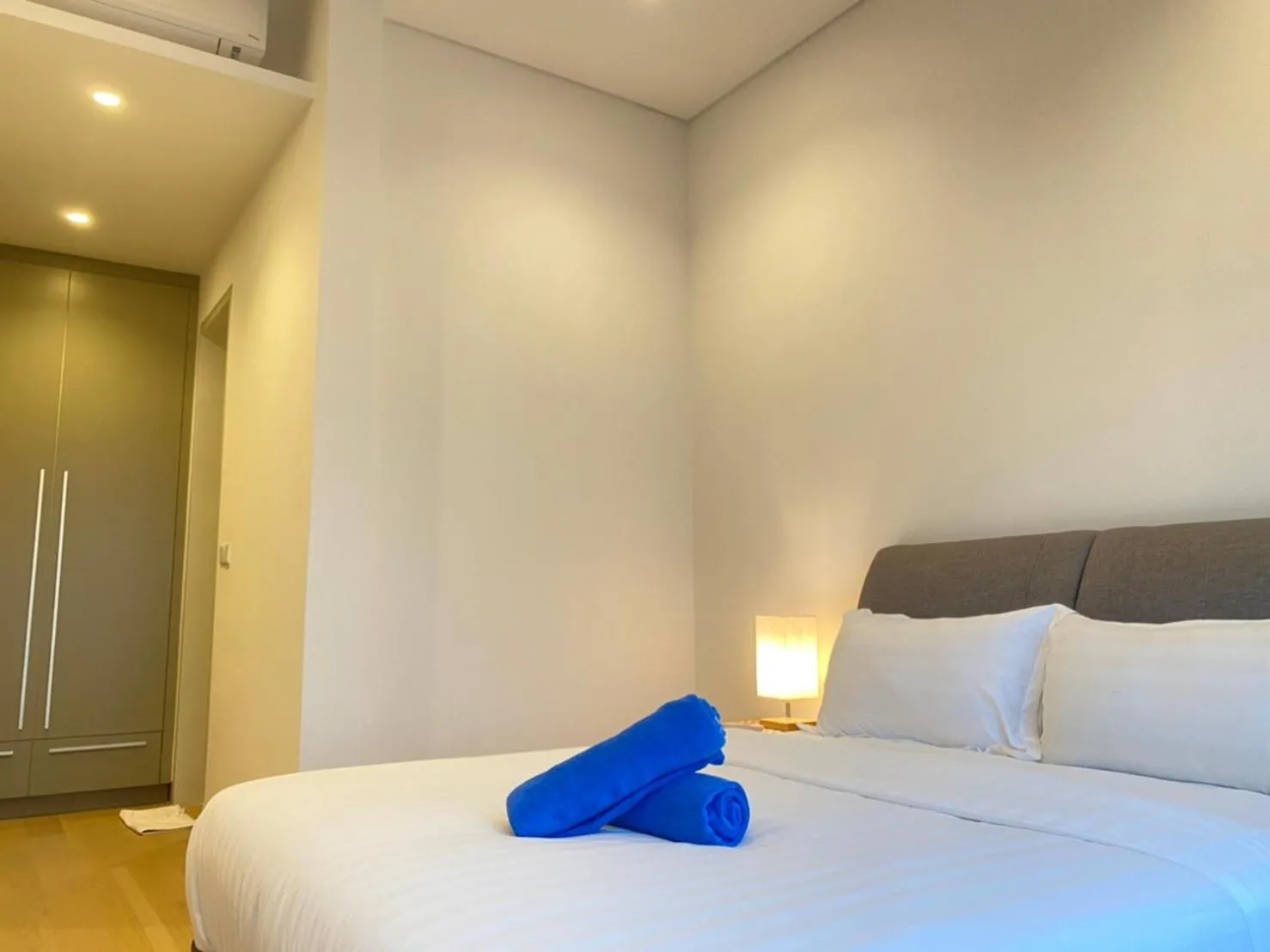 The Dolphin Lucentia Bukit Bintang KLCC Kuala Lumpur