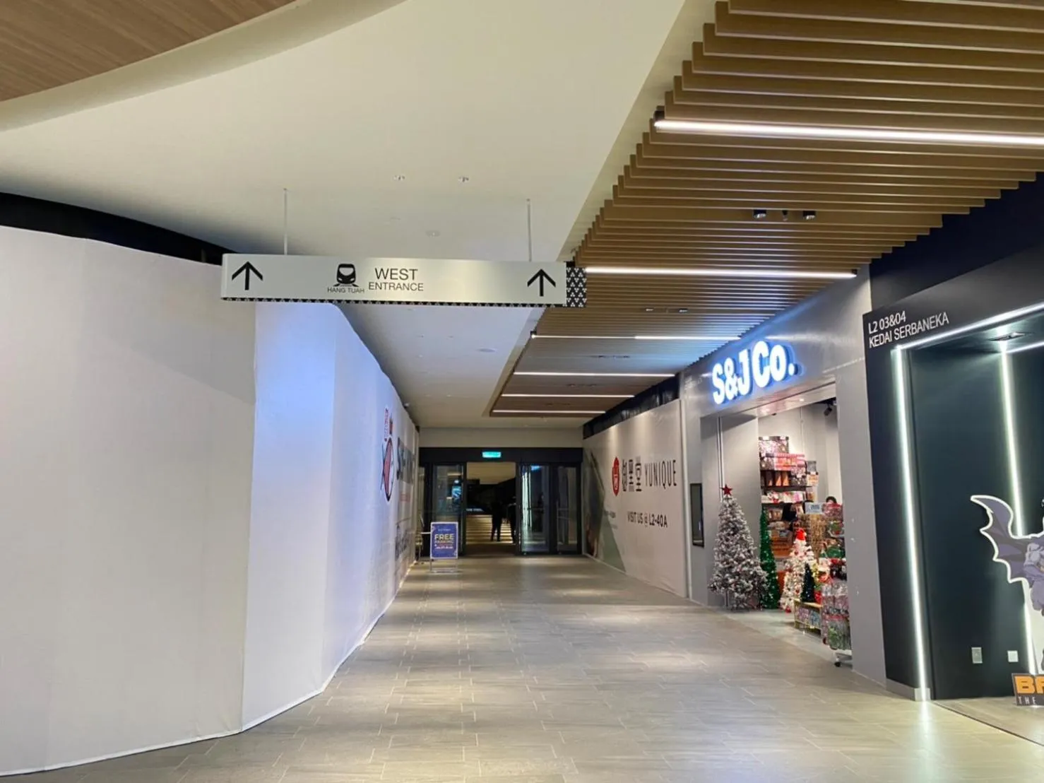 The Dolphin Lucentia Bukit Bintang KLCC Kuala Lumpur