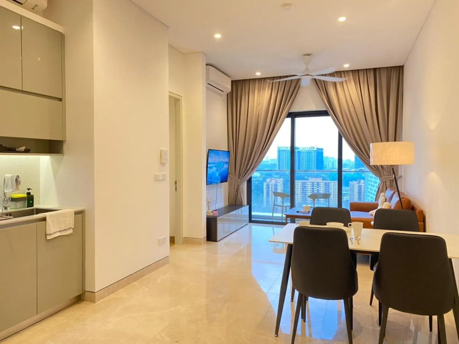 The Dolphin Lucentia Bukit Bintang KLCC Kuala Lumpur