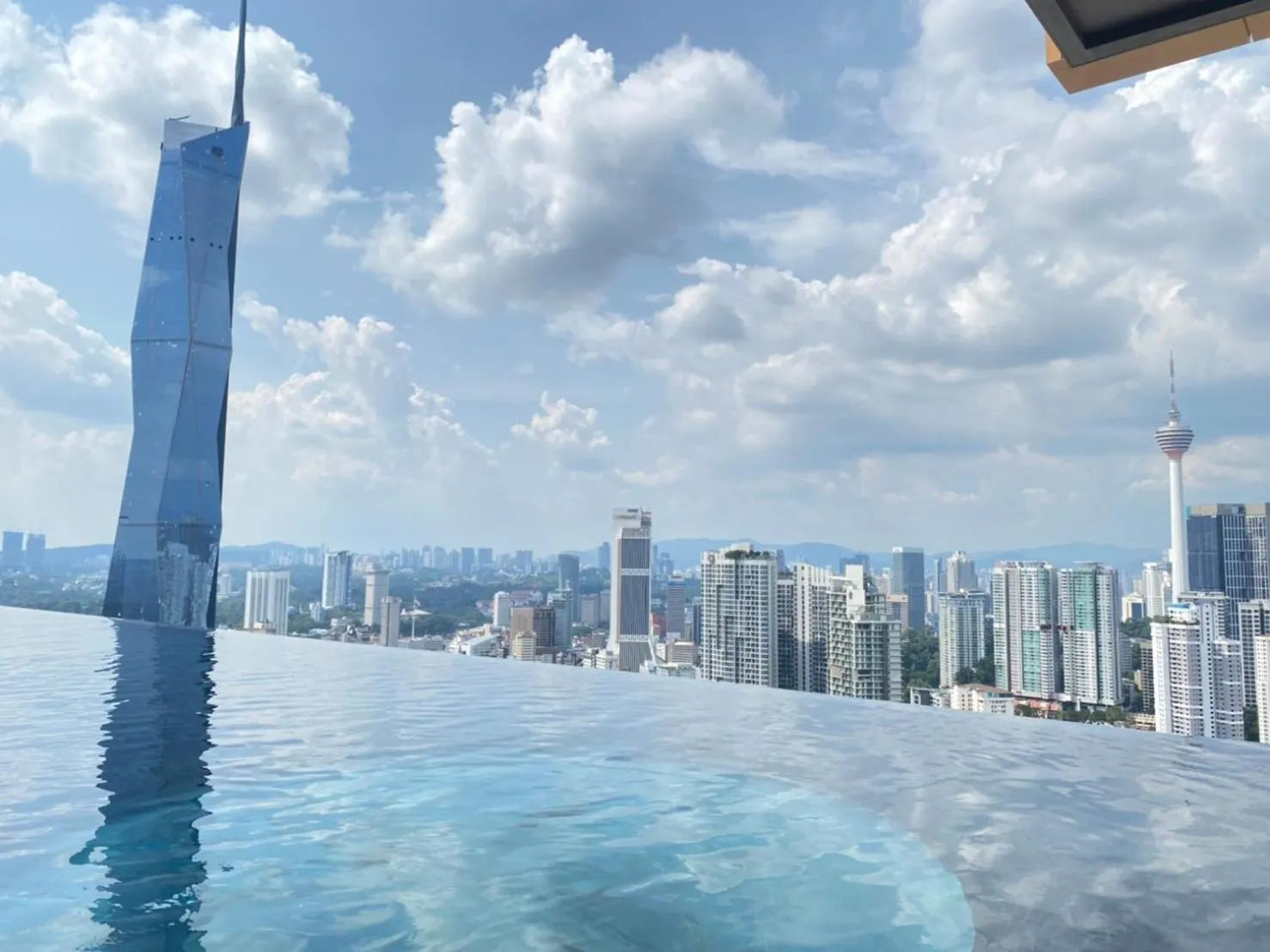 The Dolphin Lucentia Bukit Bintang KLCC Kuala Lumpur