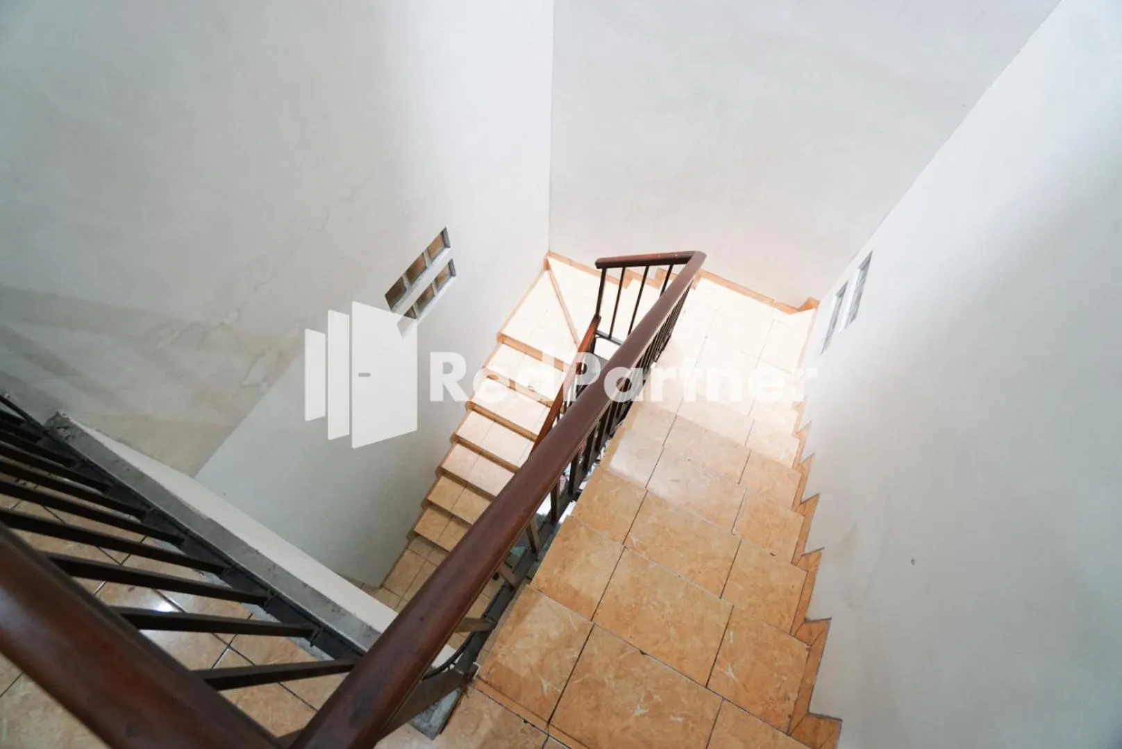 Floor plan in Bright Residence near ITC Mangga Dua Mitra RedDoorz