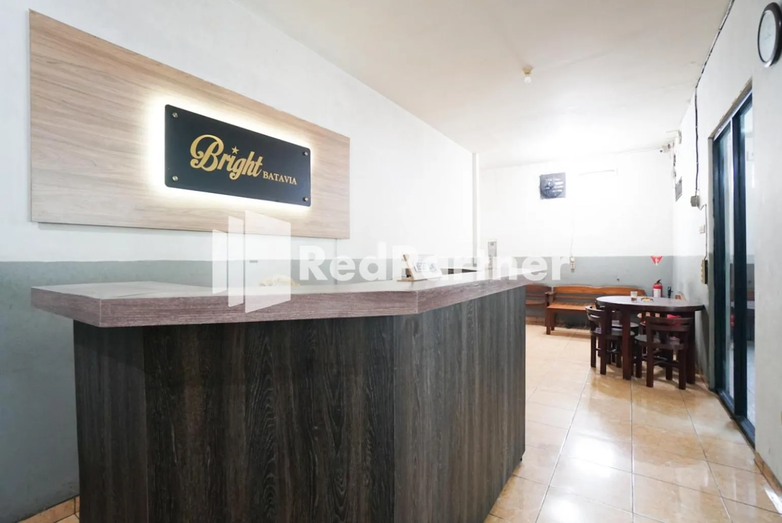 Lobby or reception in Bright Residence near ITC Mangga Dua Mitra RedDoorz