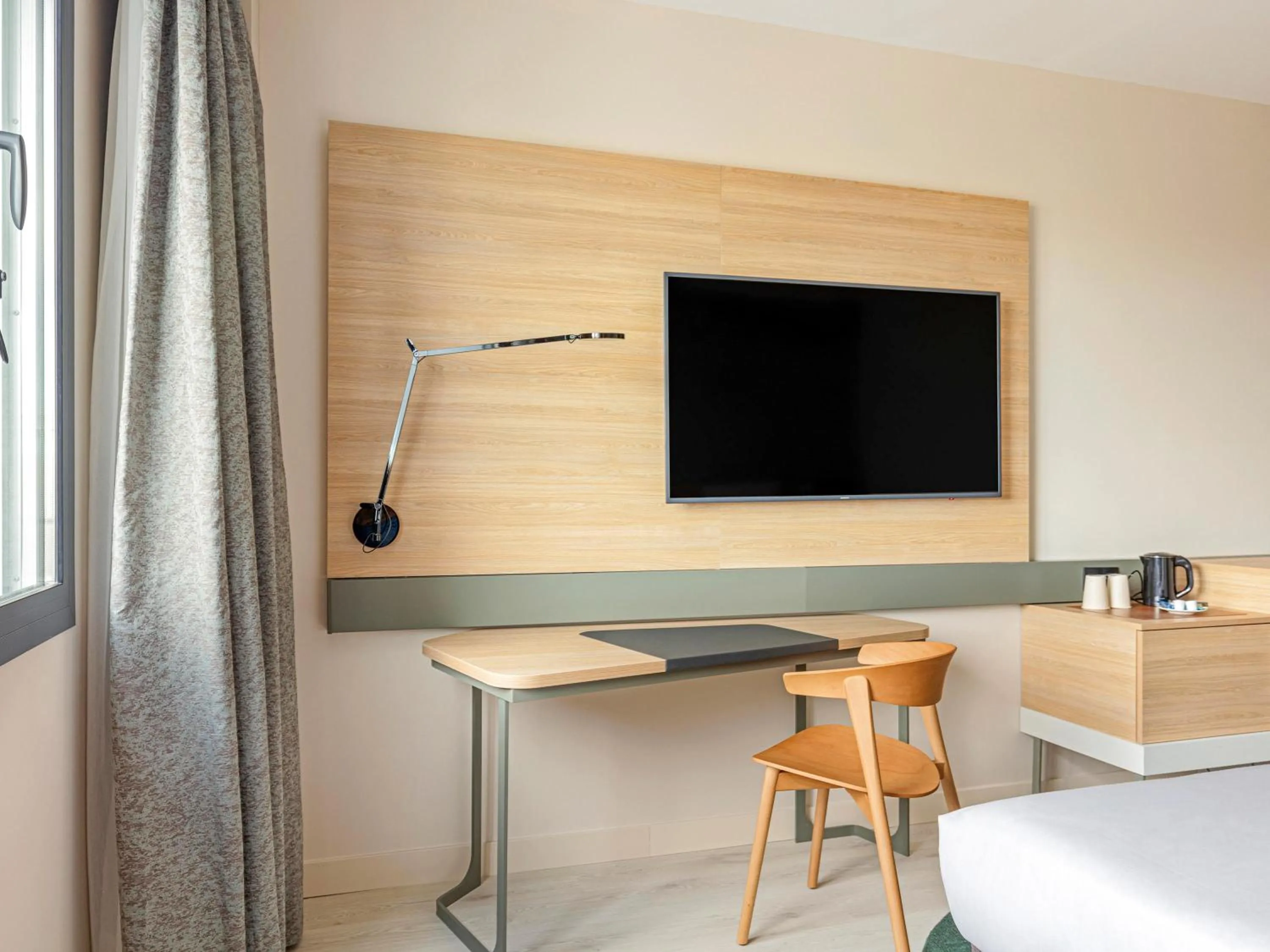 TV and multimedia in Novotel Madrid City Las Ventas