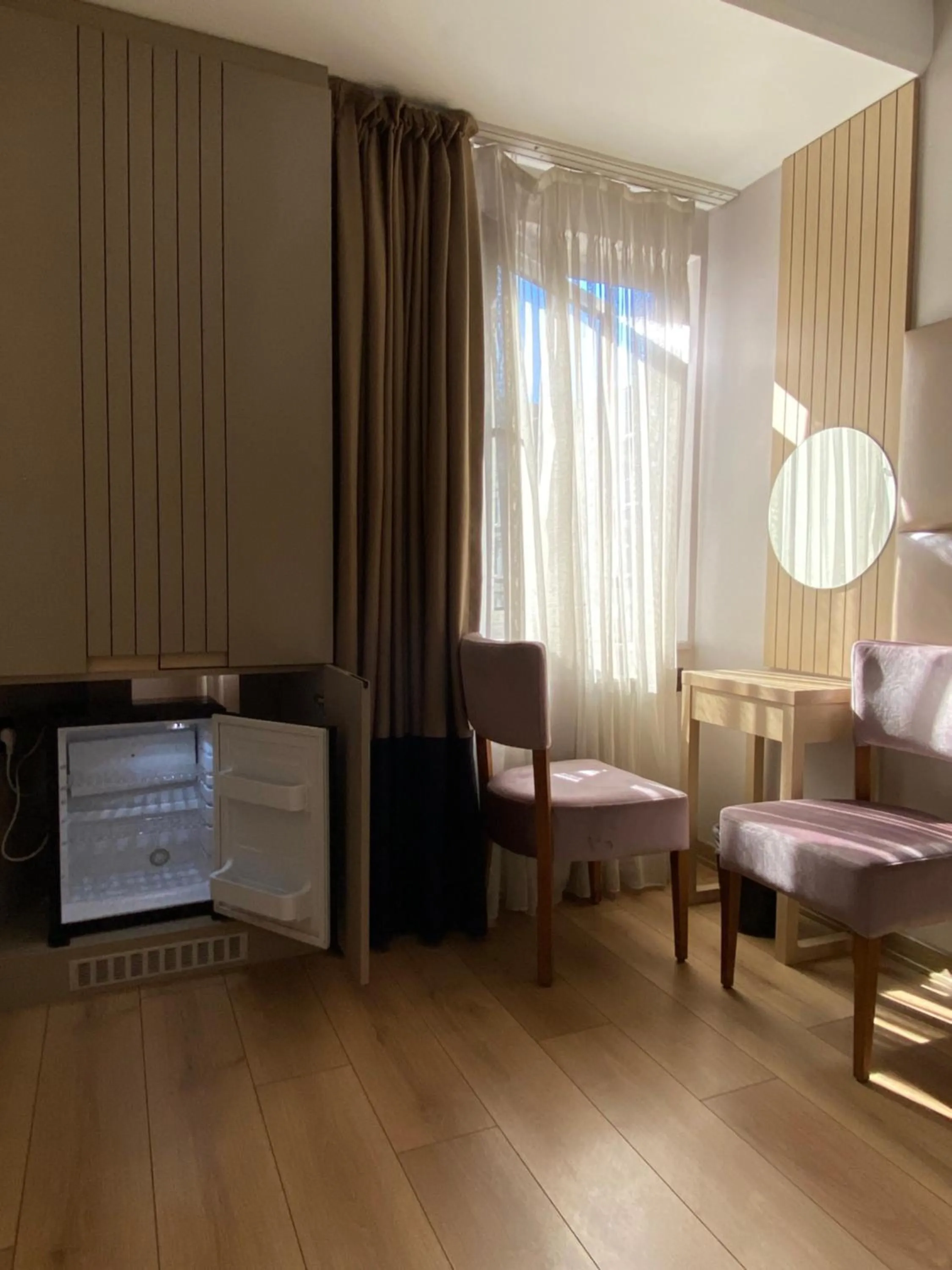 Seating area in Otel Yenikapı