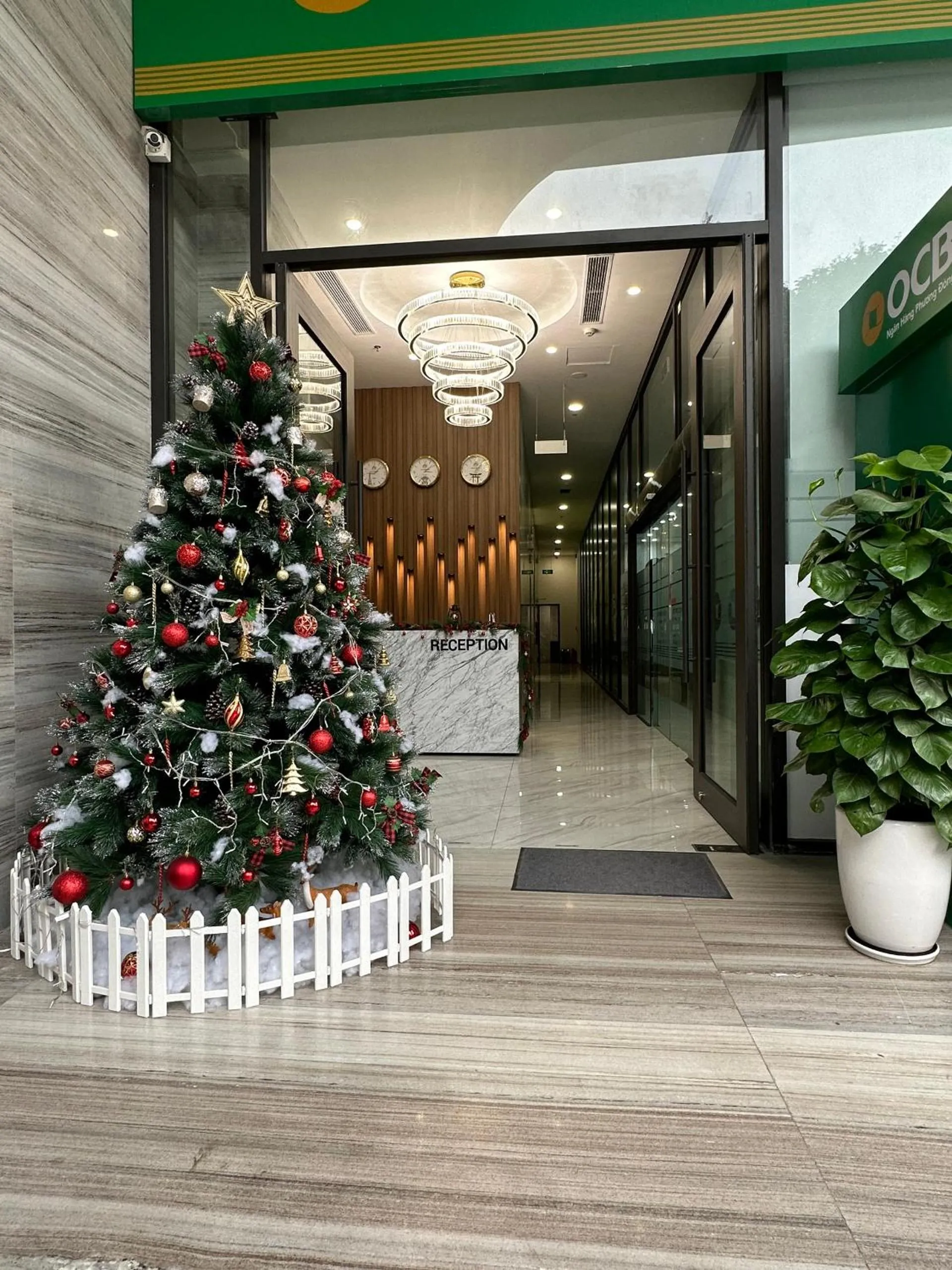 Lobby or reception in PH Hotel & Apartment