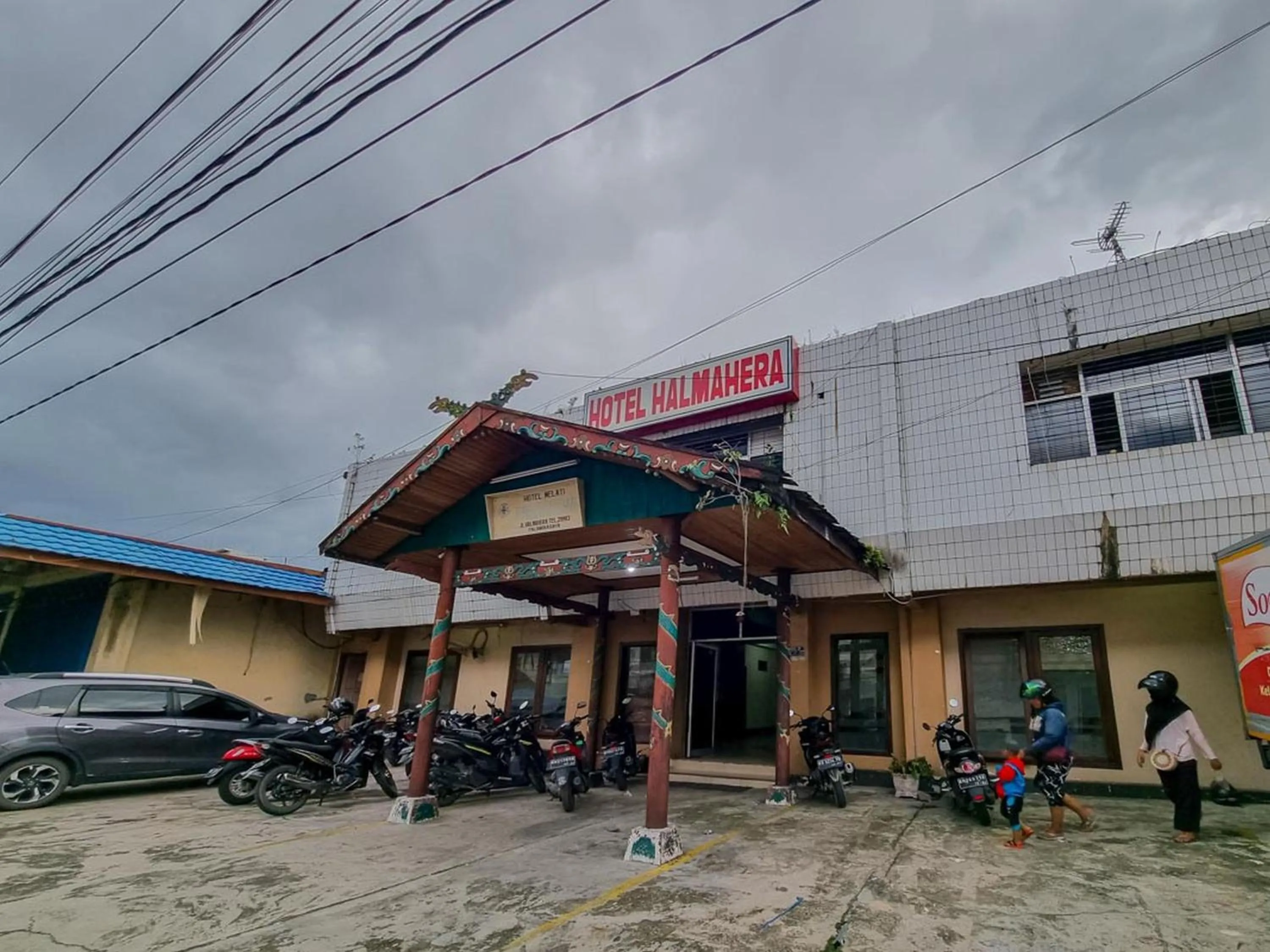 Property building in Hotel Halmahera Palangkaraya Mitra RedDoorz