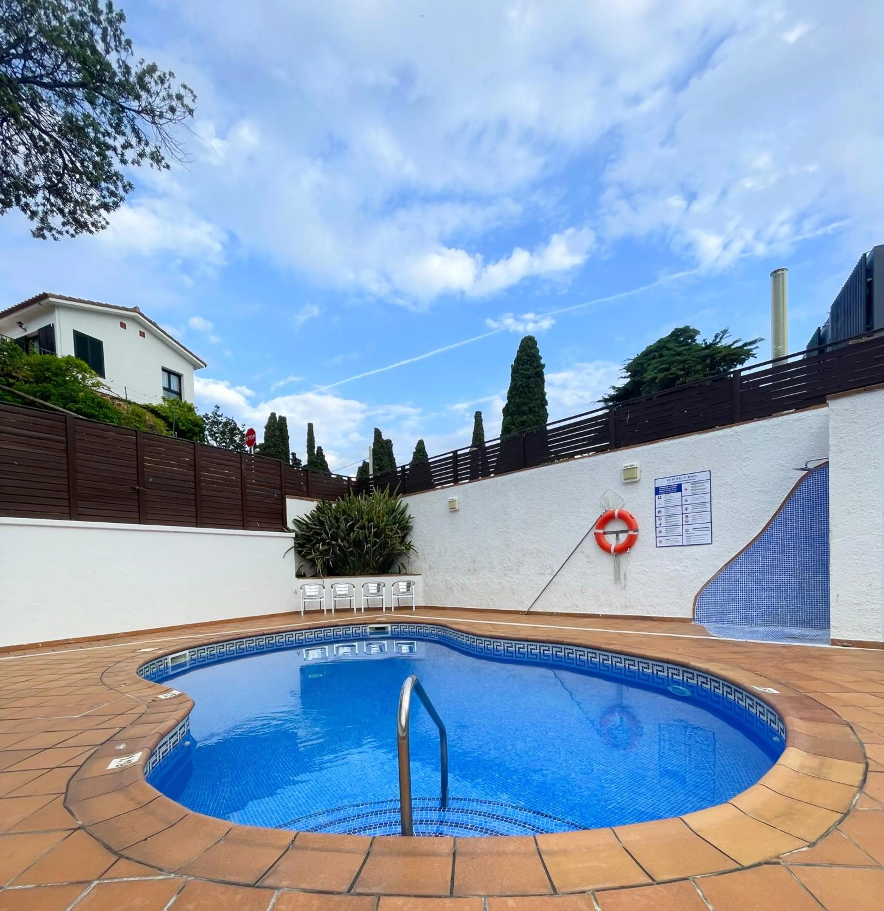 Swimming pool in Hotel Turissa
