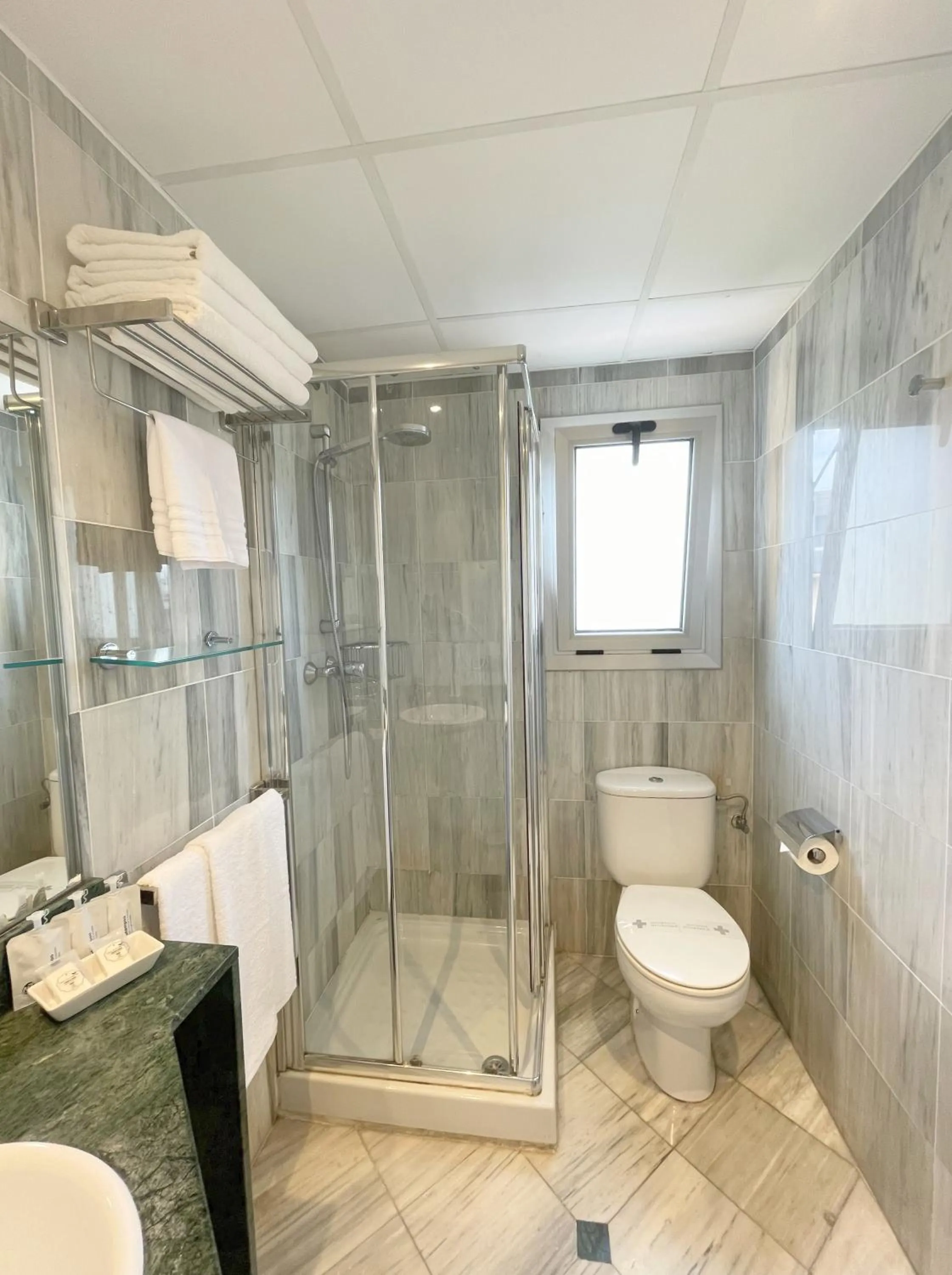 Bathroom in Hotel Turissa