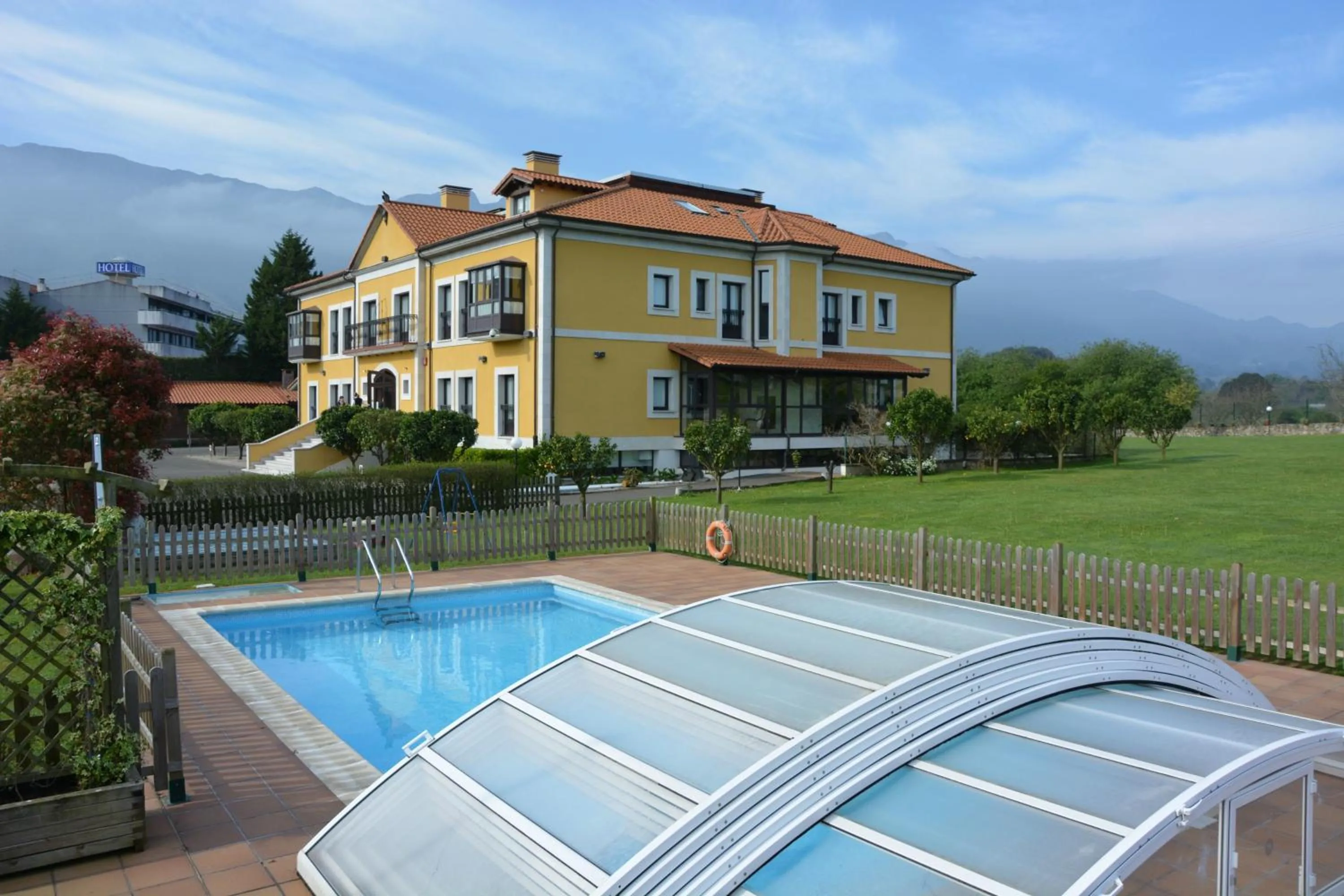 Property building in Hotel Finca La Mansión