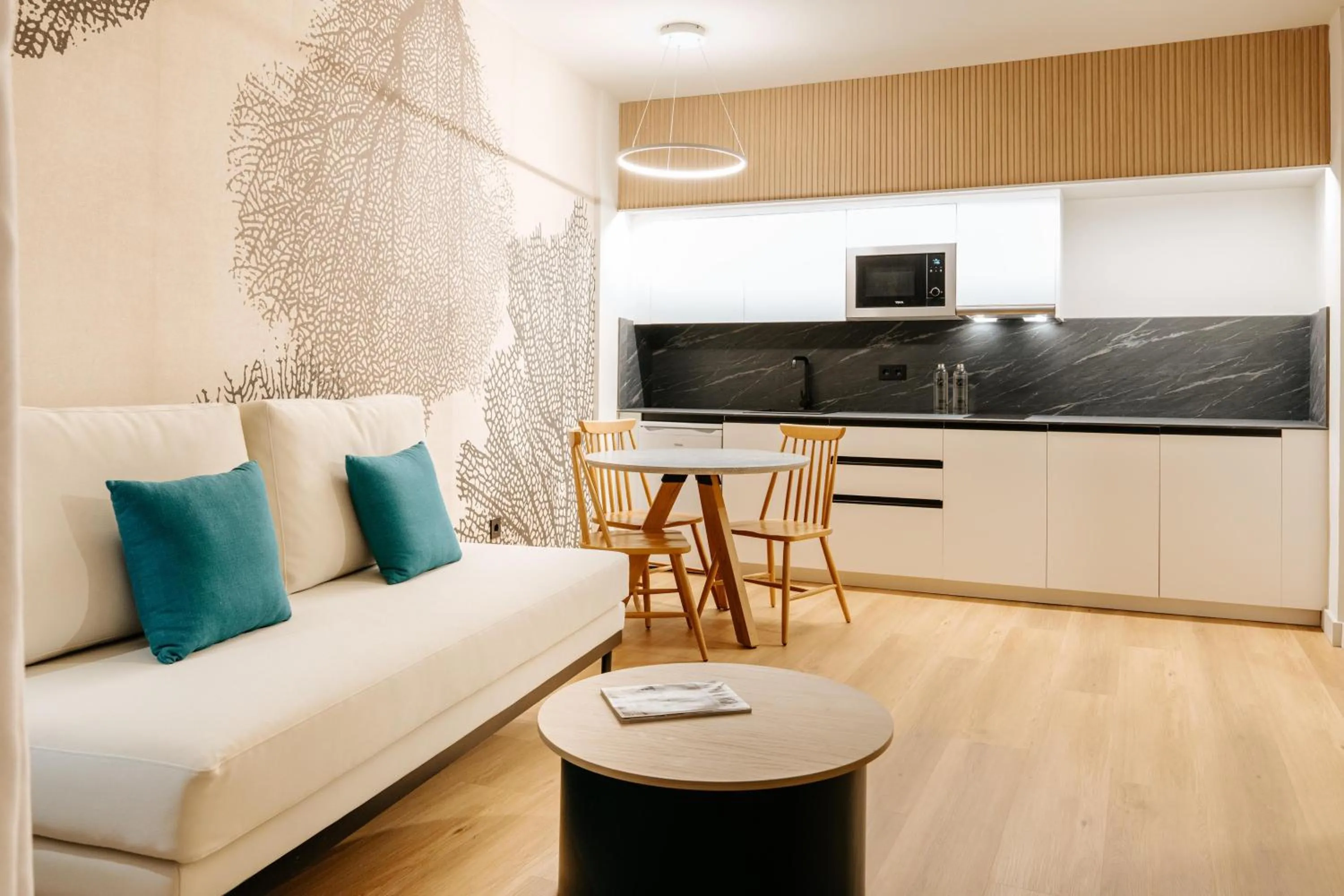 Kitchen or kitchenette in R2 HIGOS BEACH