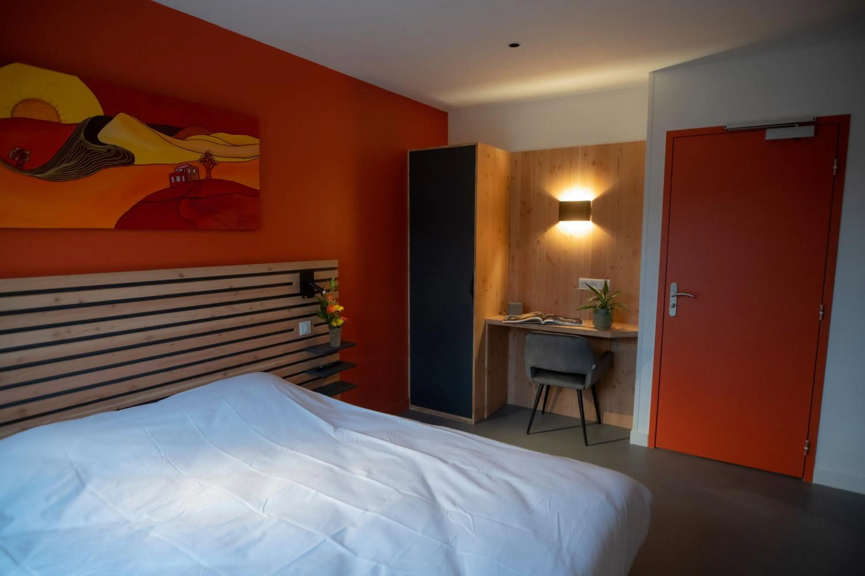 Photo of the whole room, Bed in L'Orée des Sources