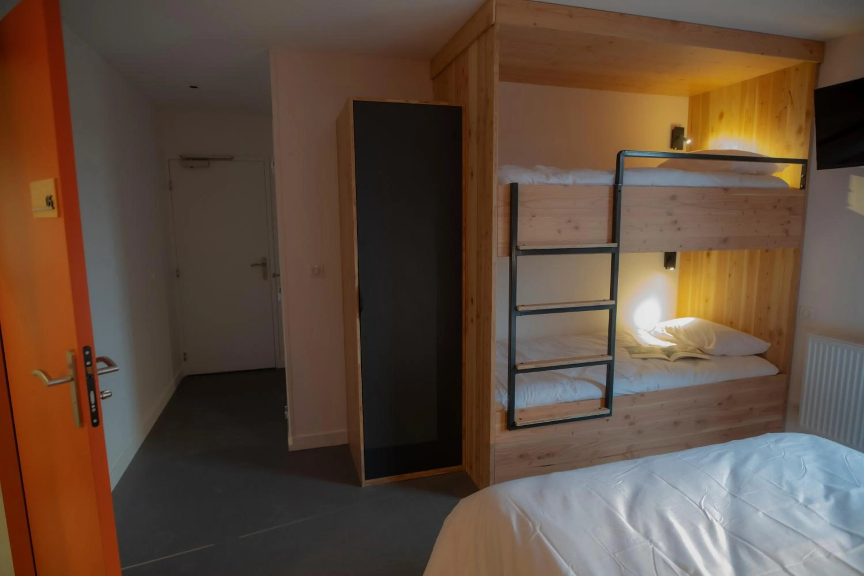 bunk bed, Bed in L'Orée des Sources