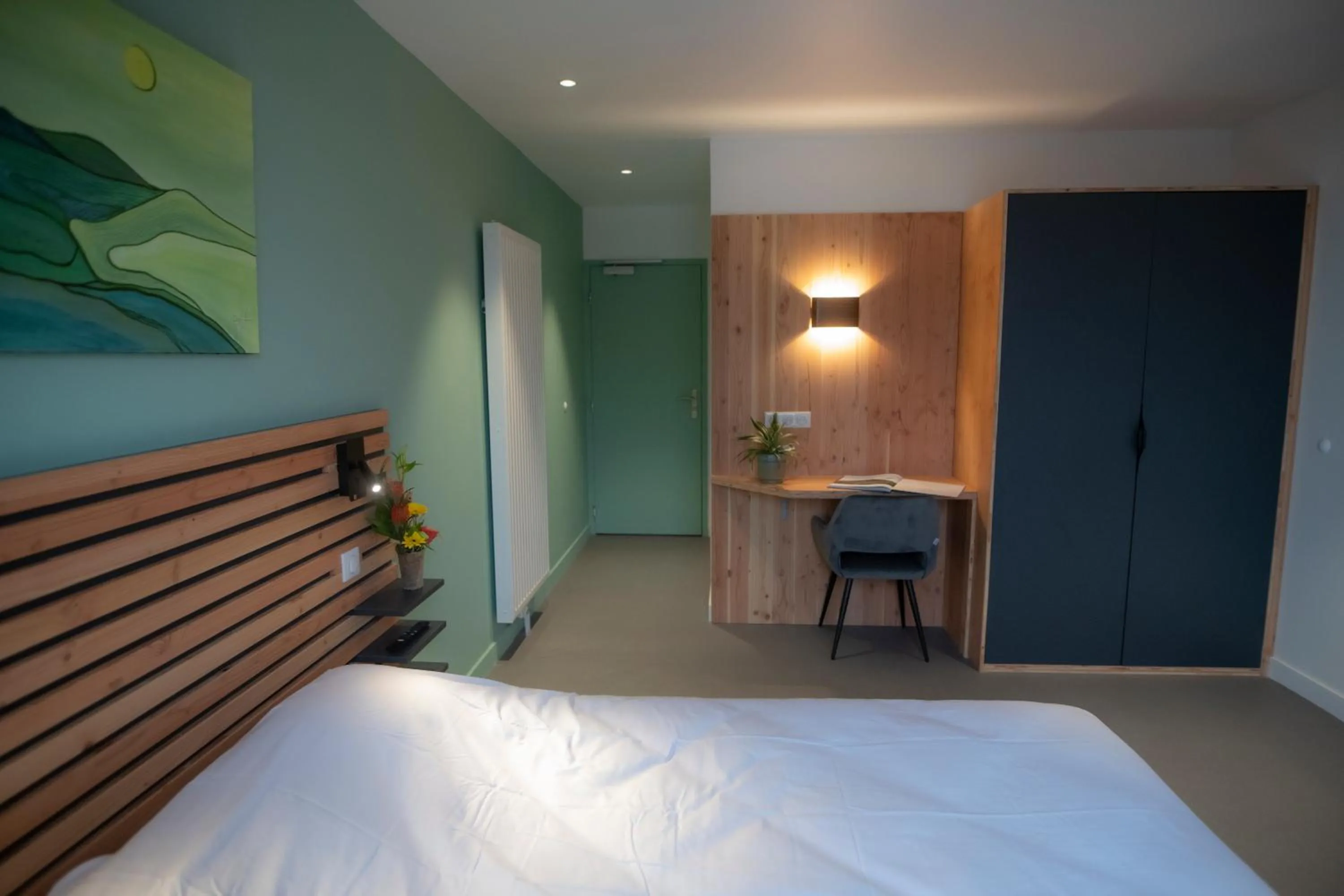 Photo of the whole room, Bed in L'Orée des Sources