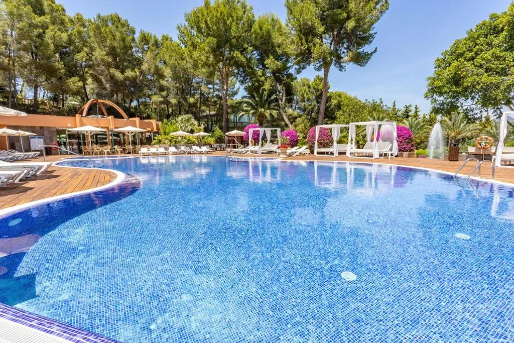 Swimming pool in Ona Palmira Paradise Paguera