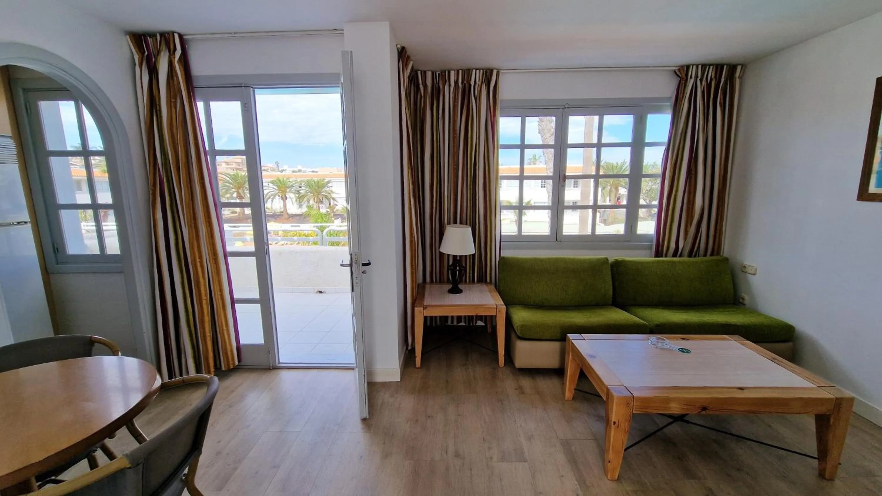 Living room in Fuentepark Apartments