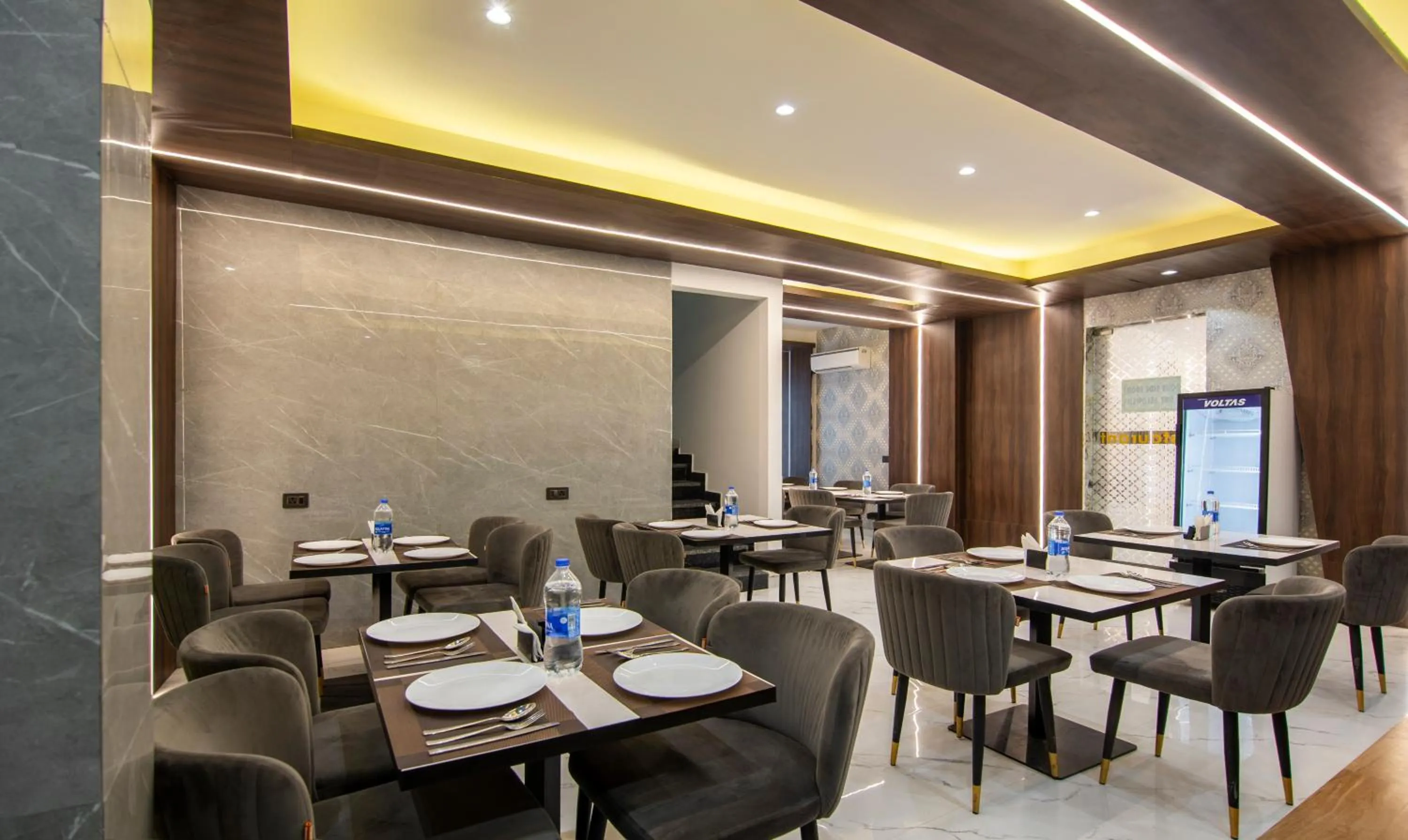 Restaurant/places to eat in Treebo Trend The Armani