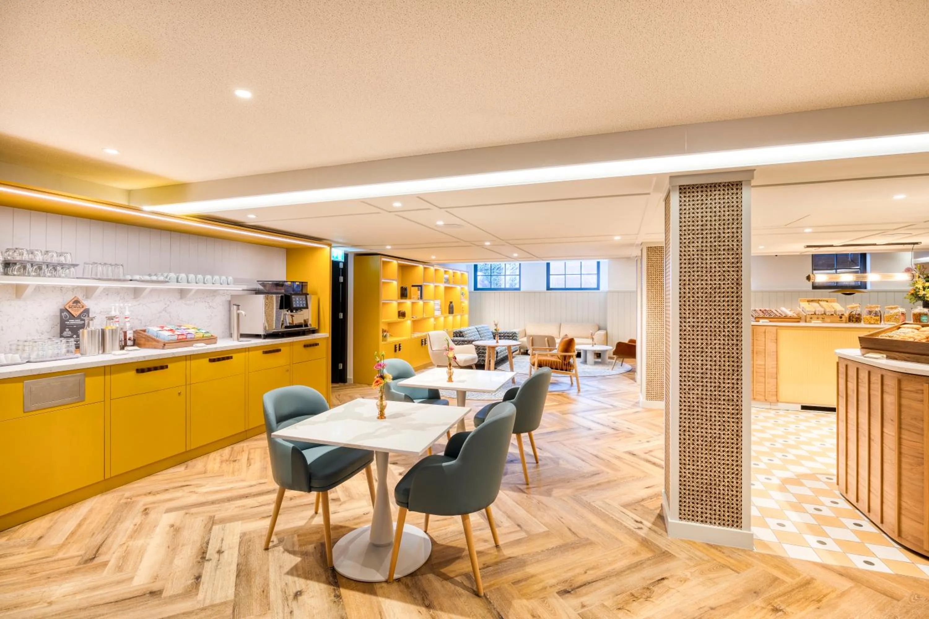 Breakfast in Citadines Canal Amsterdam