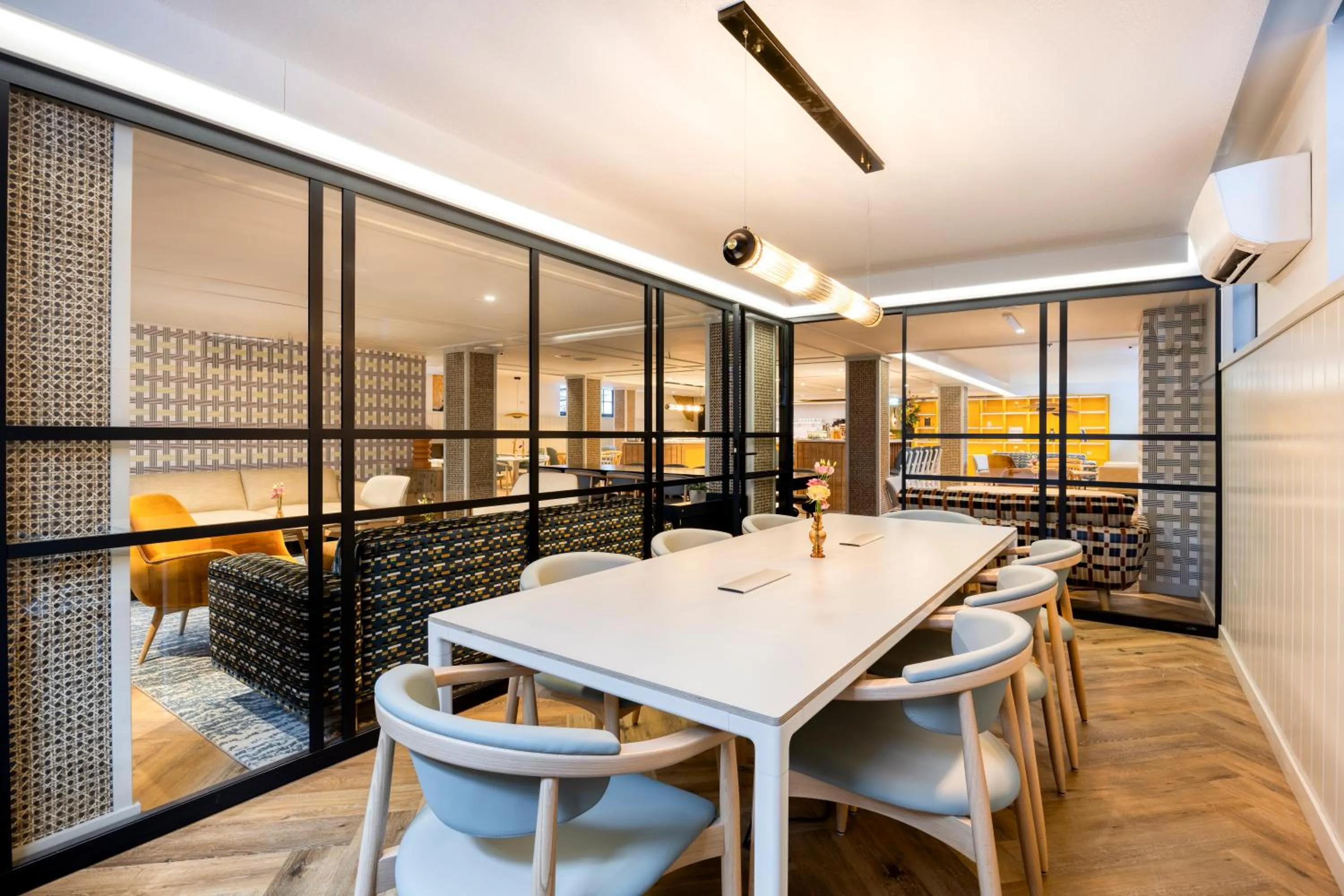 Meeting/conference room in Citadines Canal Amsterdam