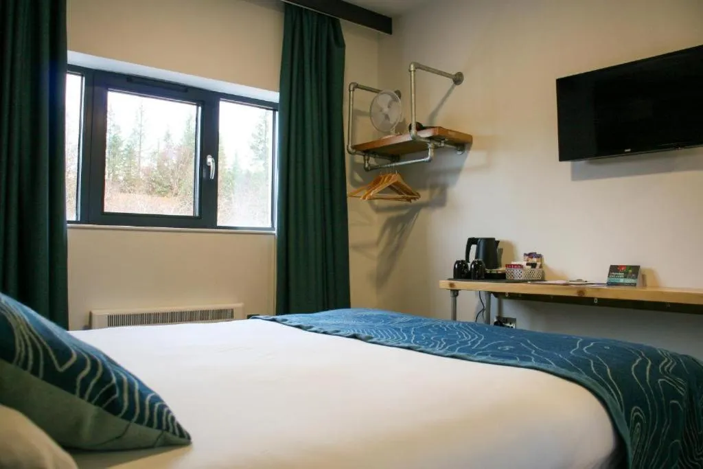Bedroom, Bed in The Base Camp Hotel, Nevis Range