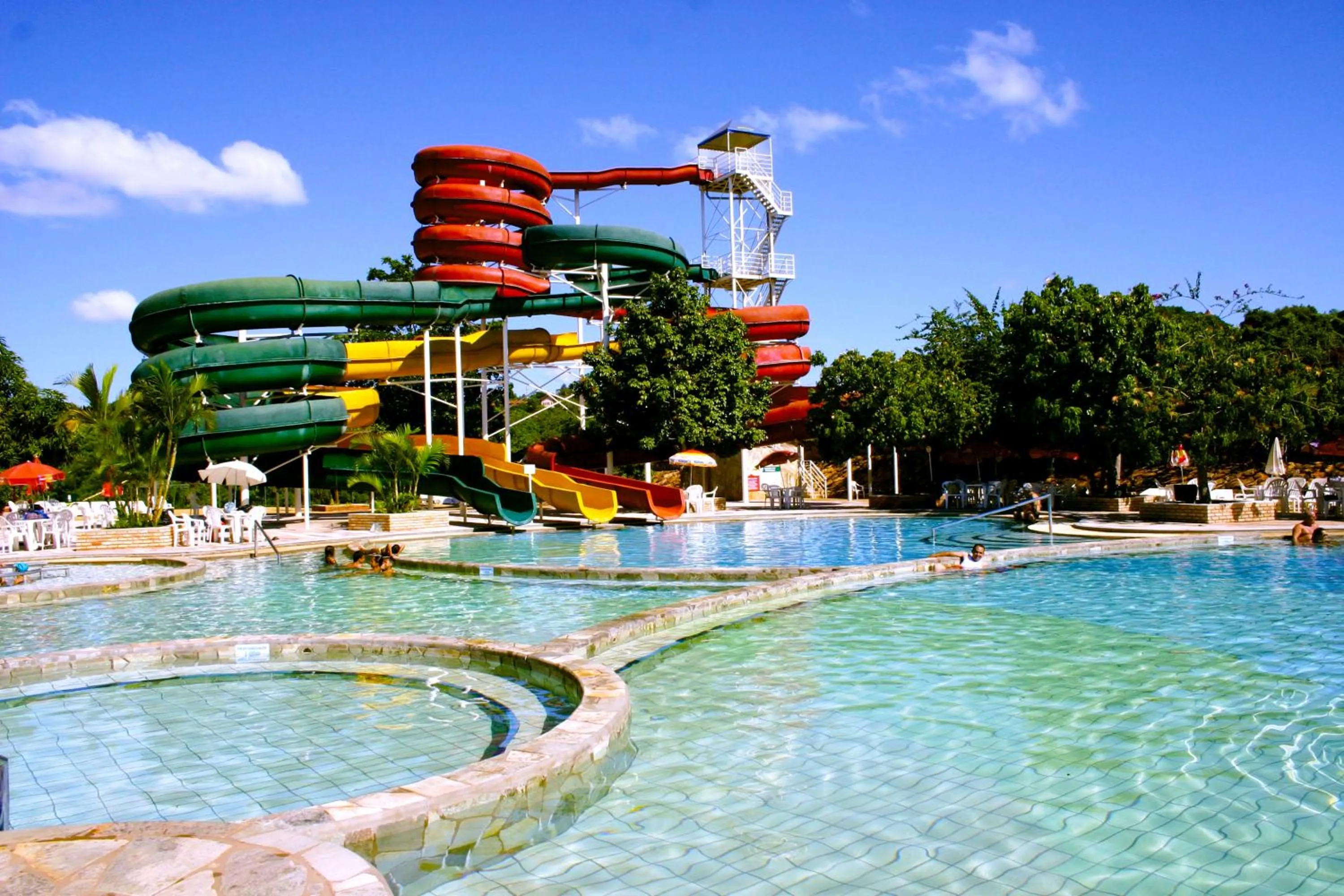 Diroma Resort com um dia no Acqua Park