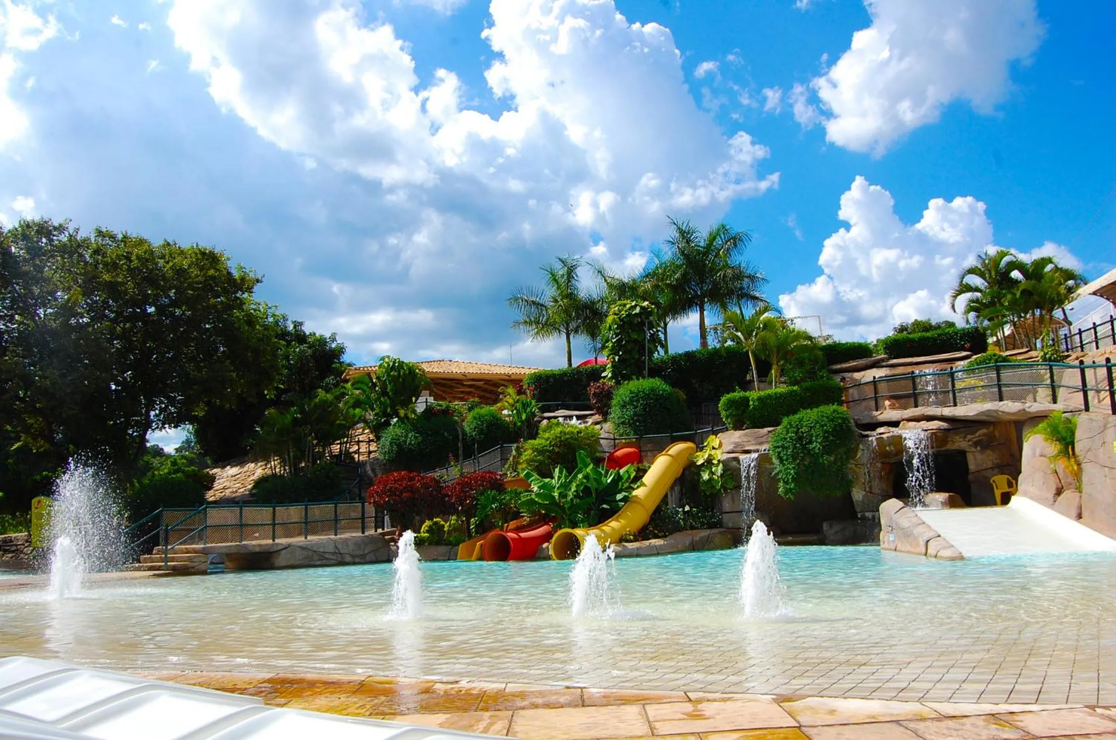 Diroma Resort com um dia no Acqua Park