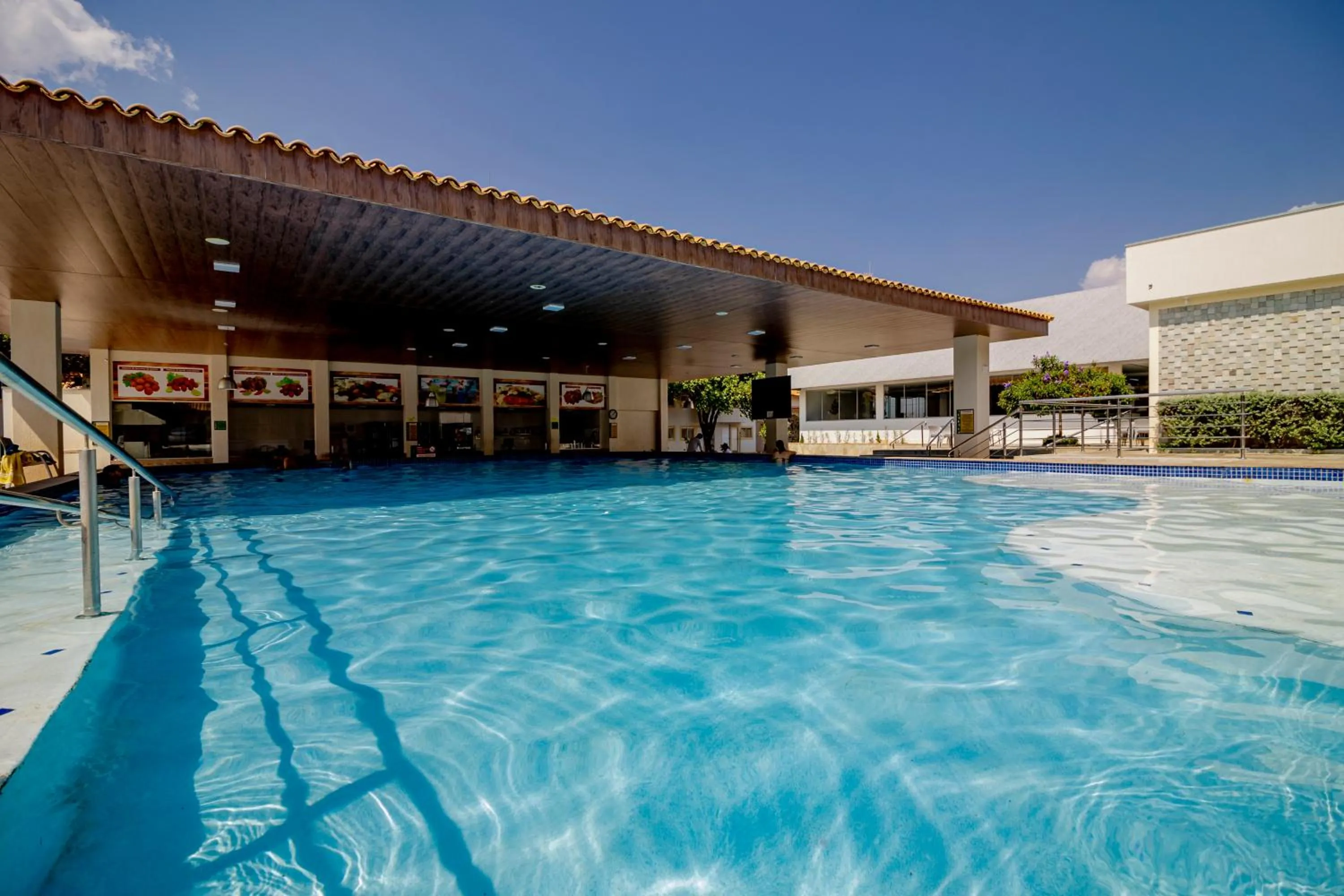 Diroma Resort com um dia no Acqua Park