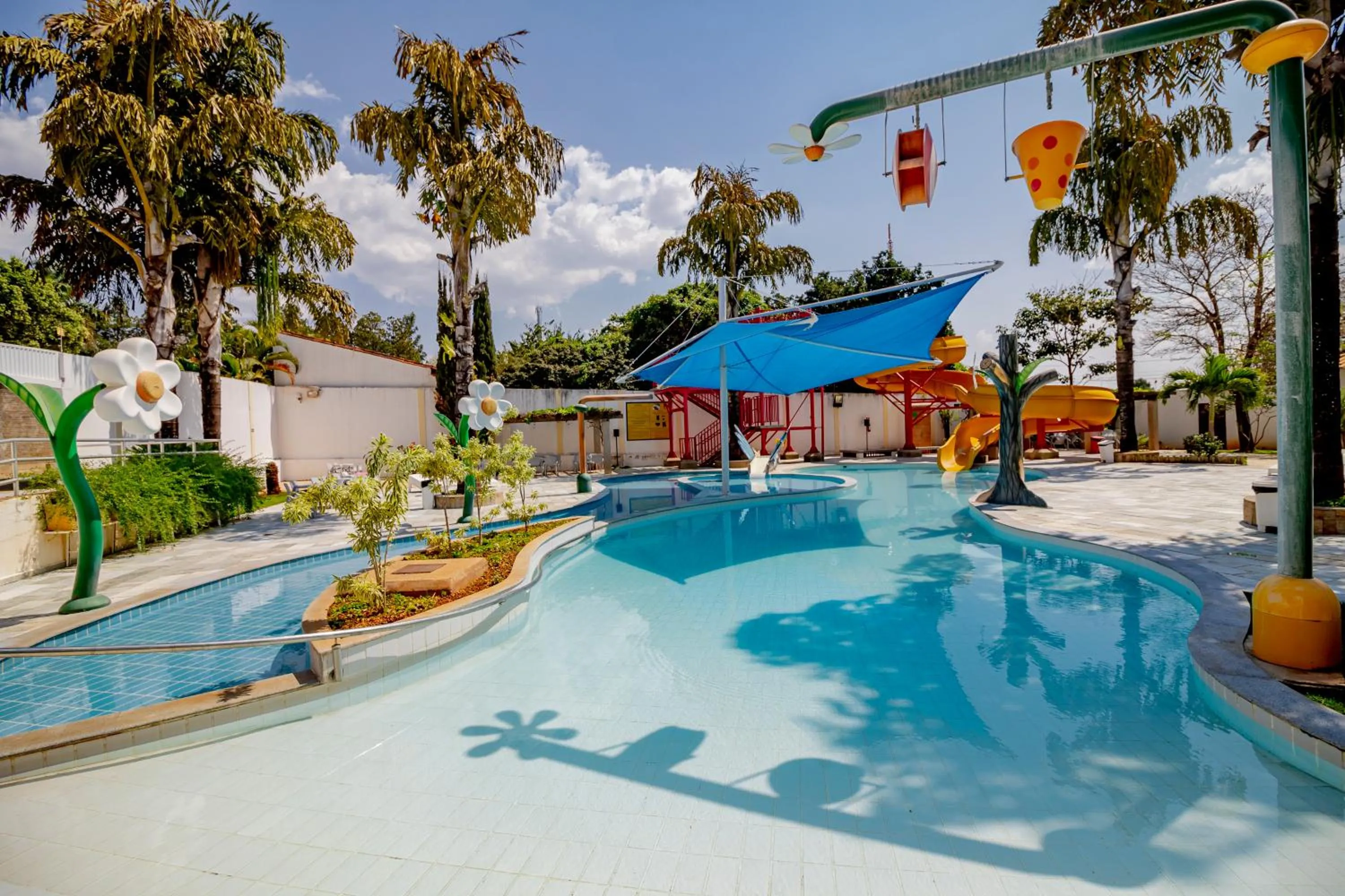 Diroma Resort com um dia no Acqua Park