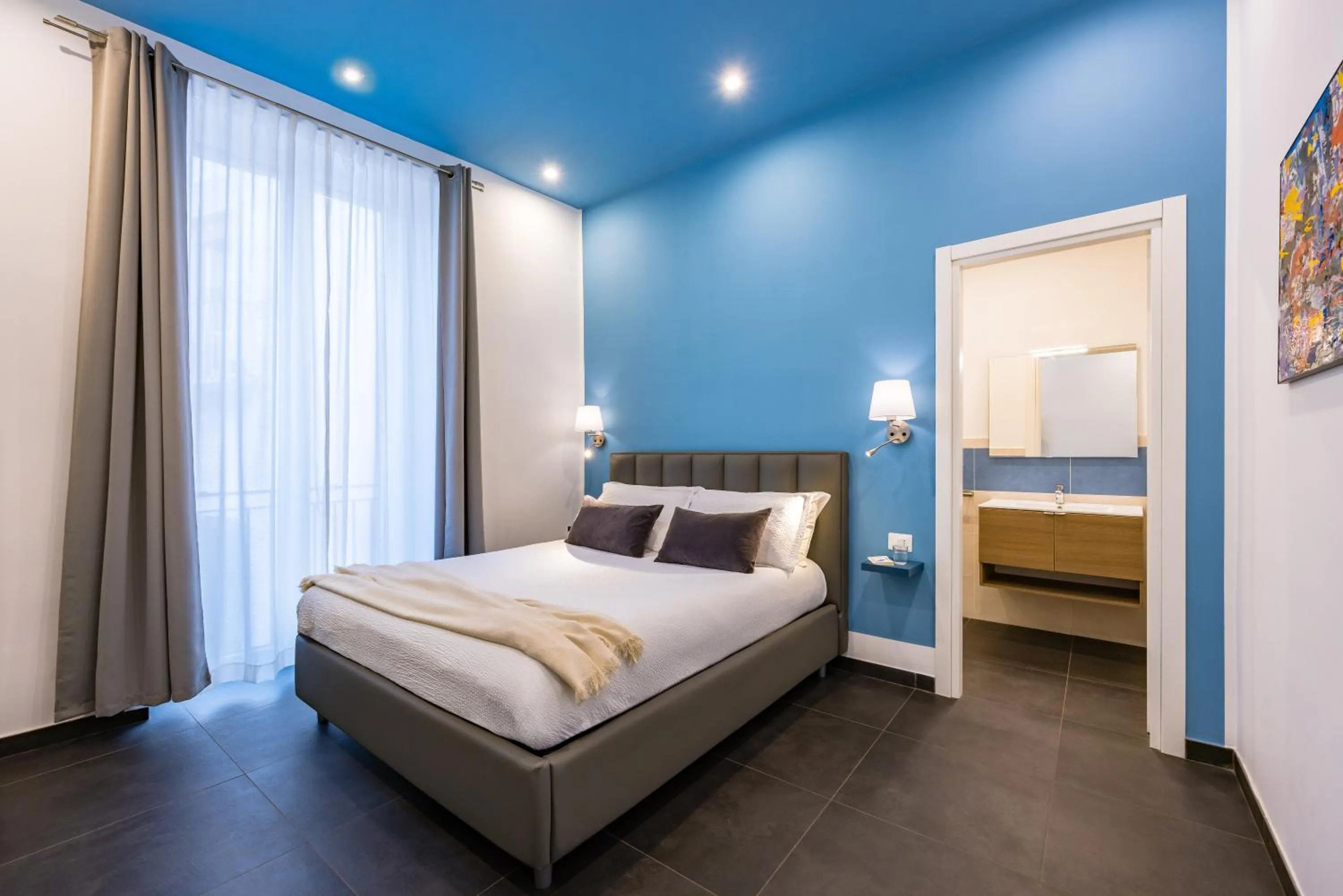 Photo of the whole room, Bed in Le Porte di Partenope