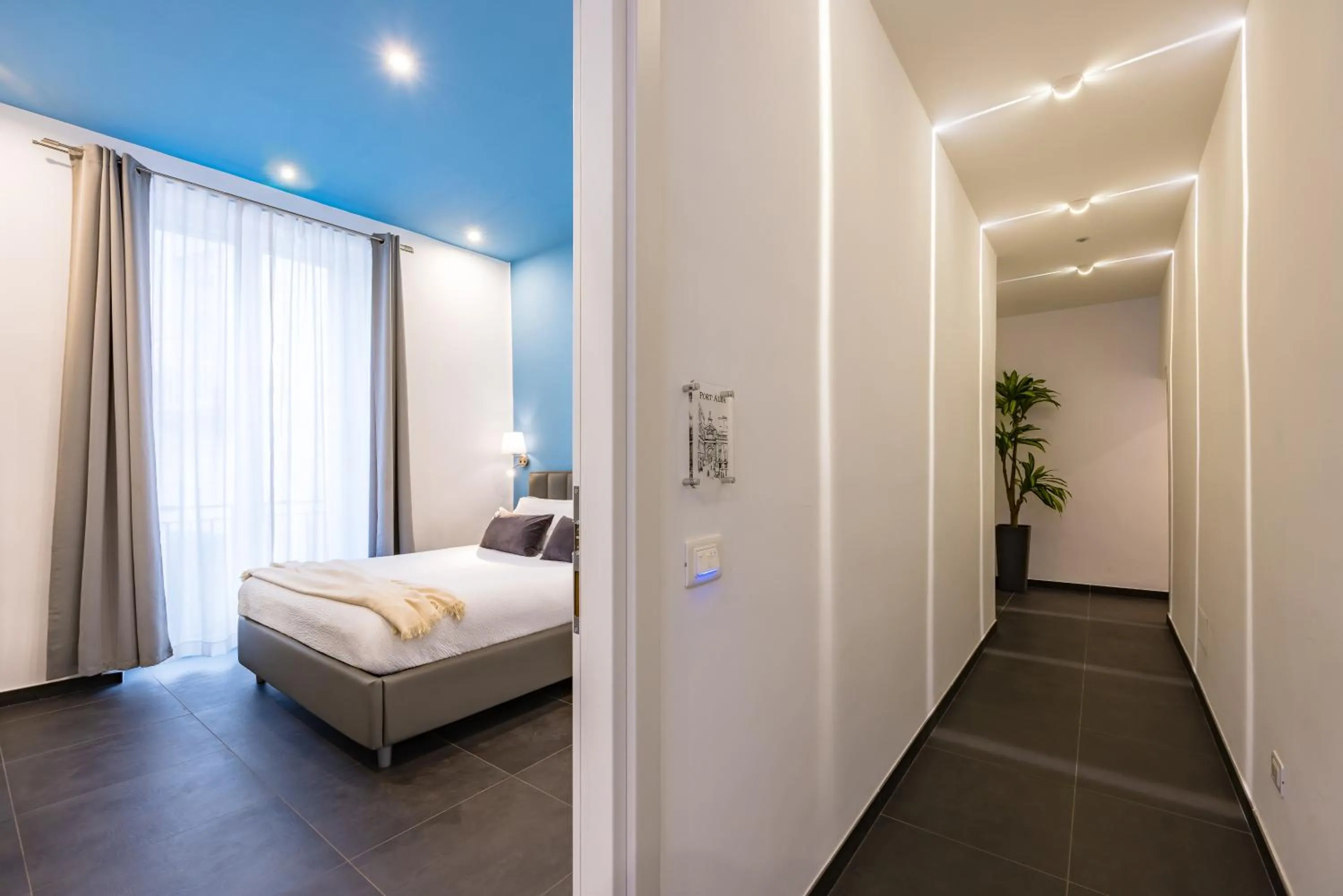 Photo of the whole room, Bed in Le Porte di Partenope