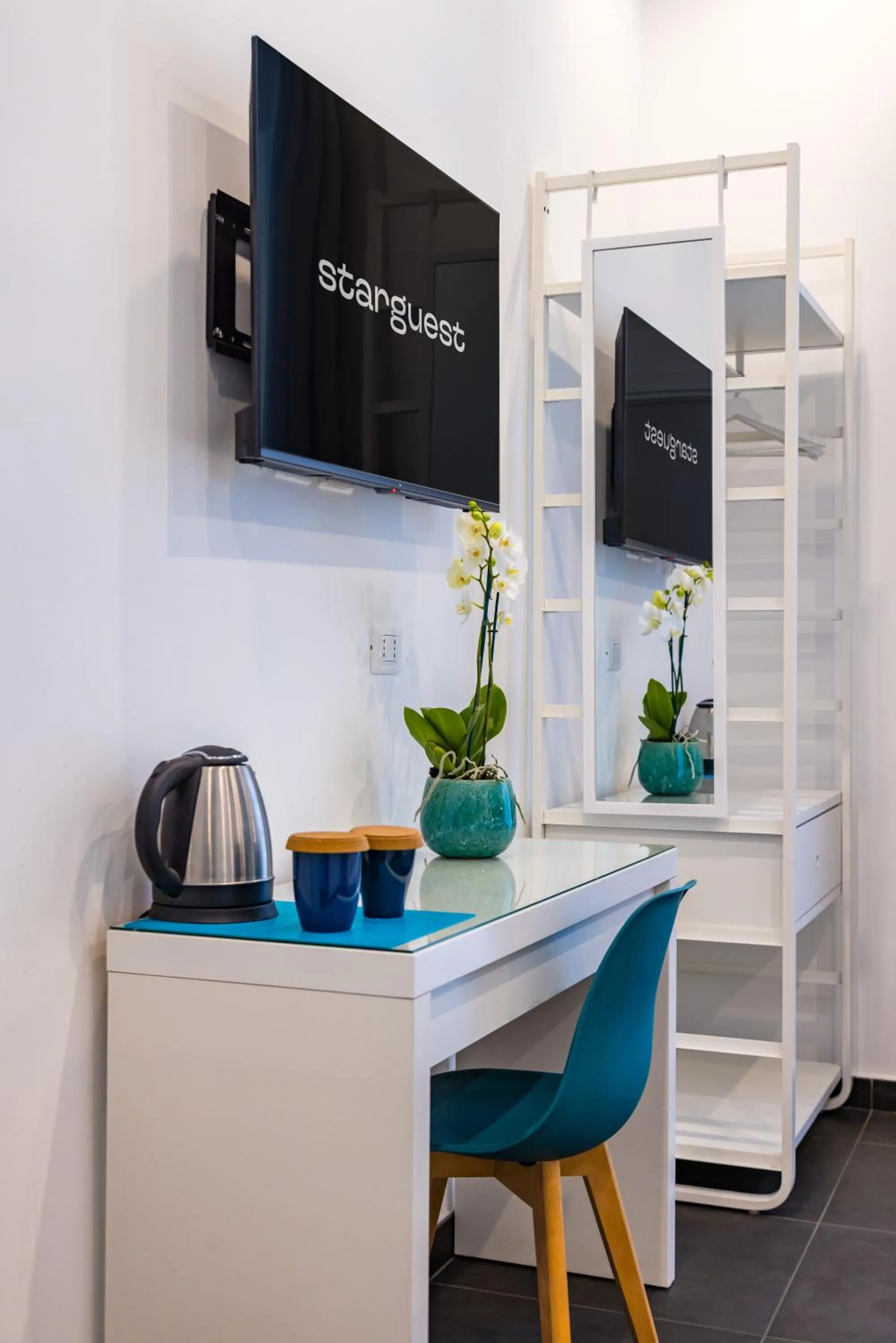 TV and multimedia in Le Porte di Partenope