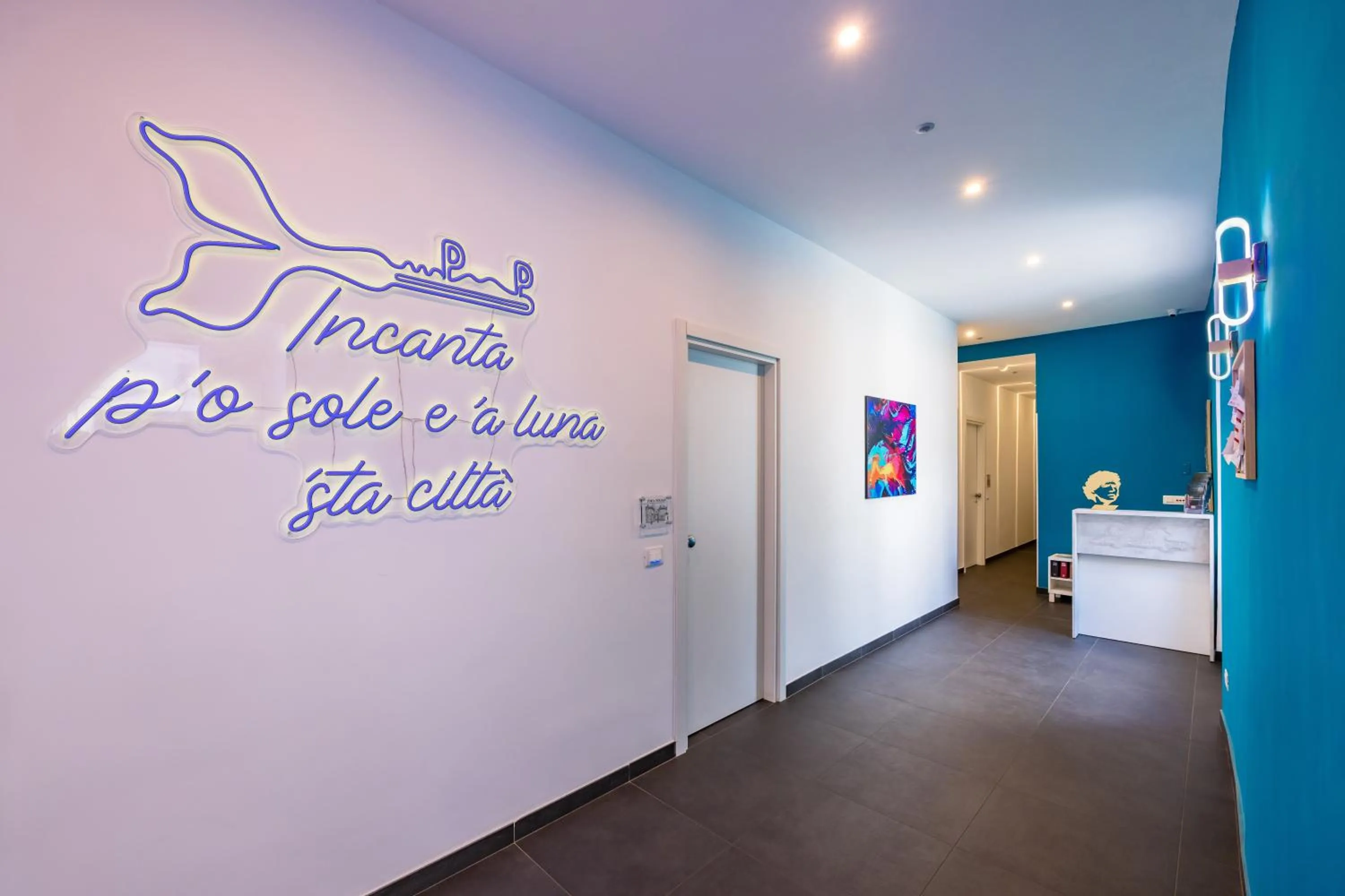 Property logo or sign in Le Porte di Partenope