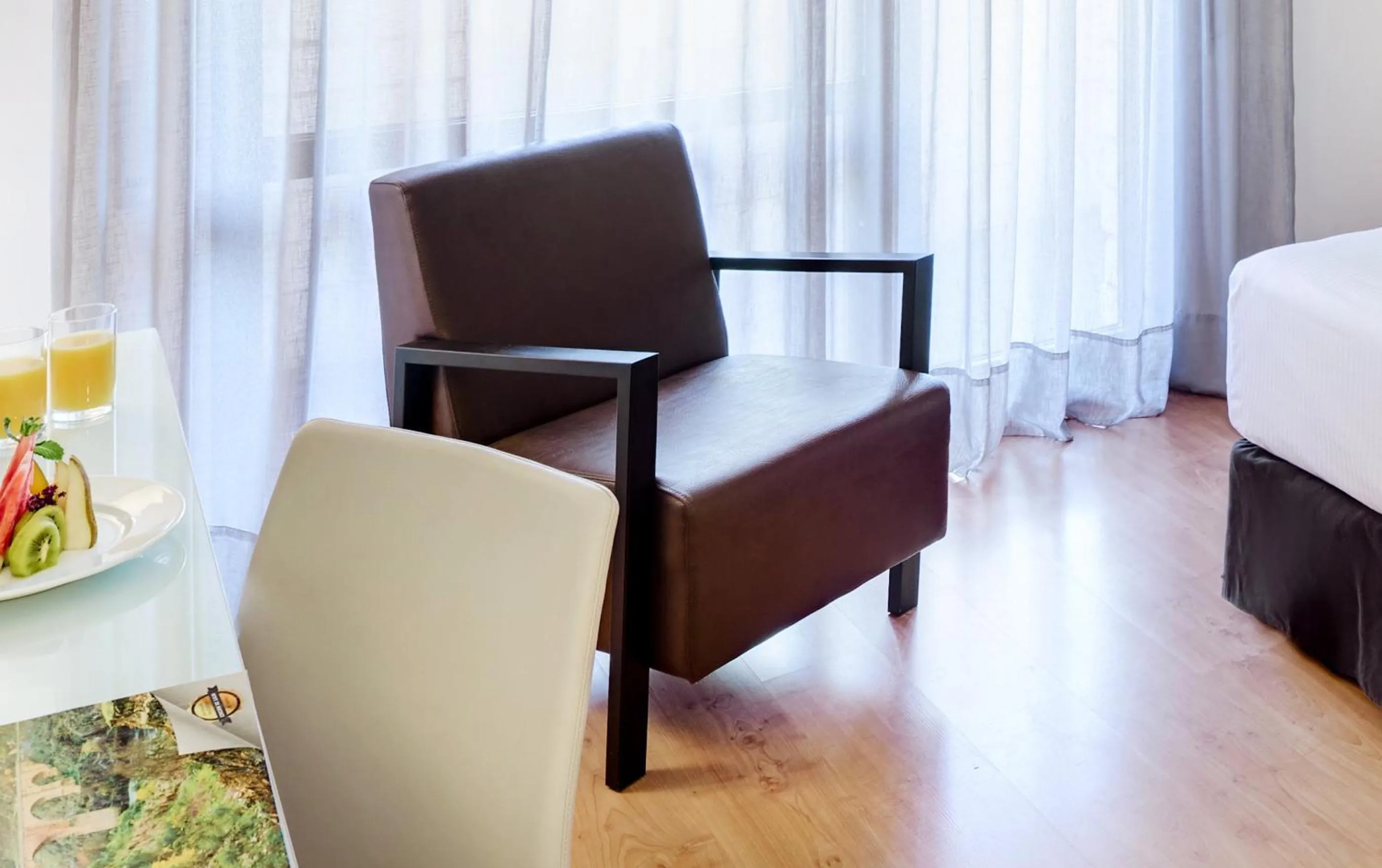 Photo of the whole room, Bed in Sercotel Gran Hotel Zurbarán