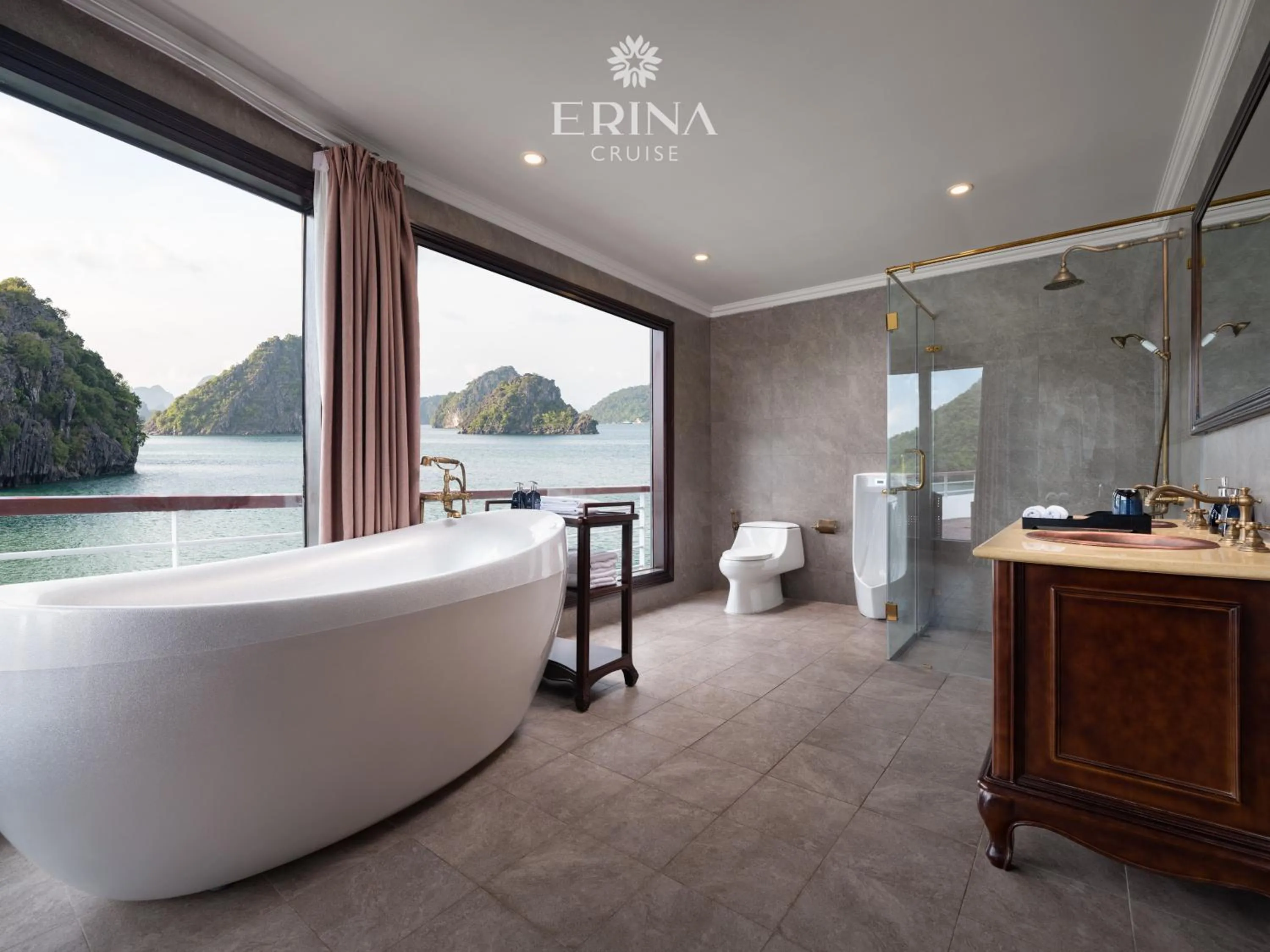 Bathroom in Erina Cruise by HAG