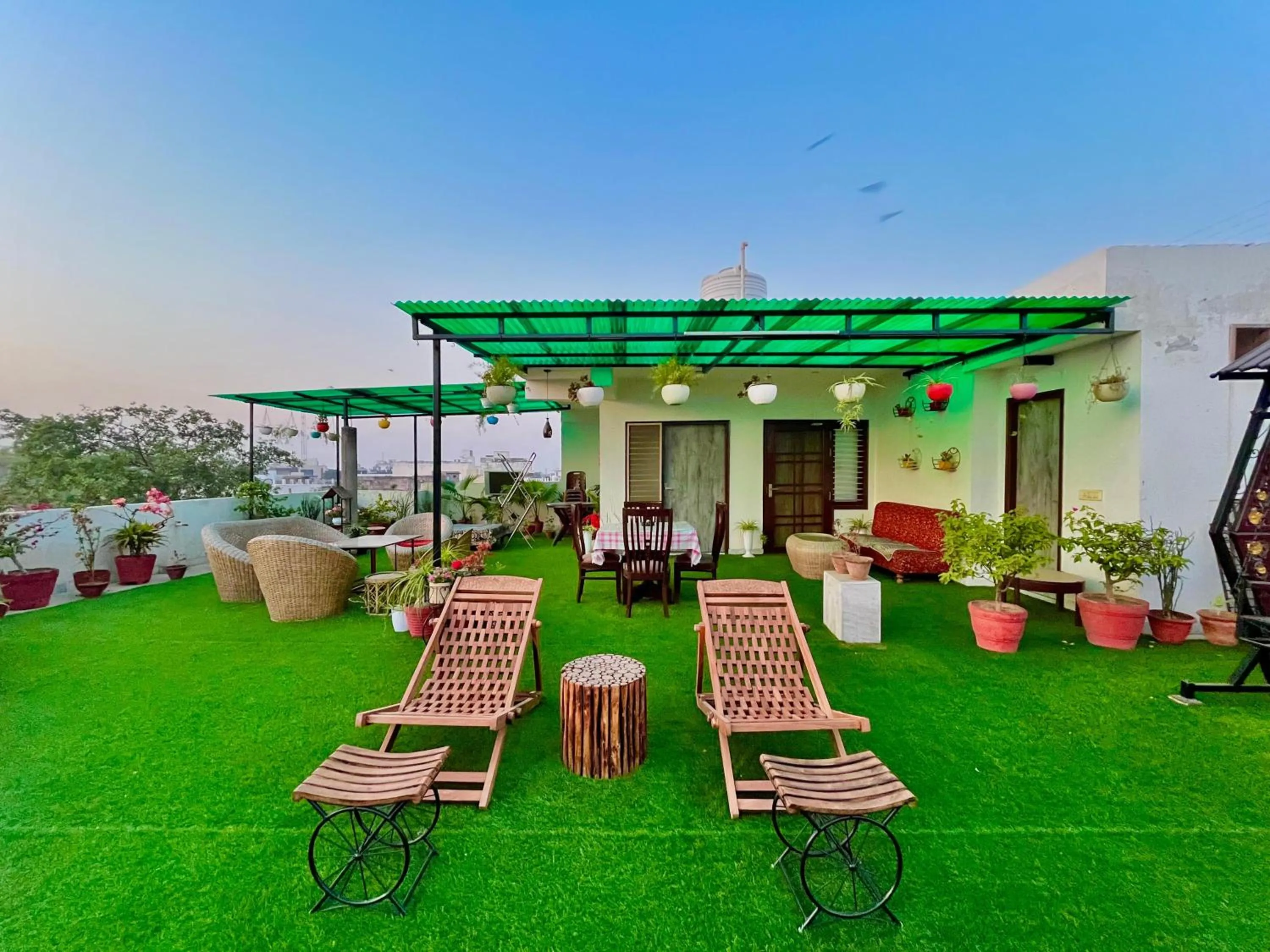 Garden in Alibaba’s Indiana Homestay