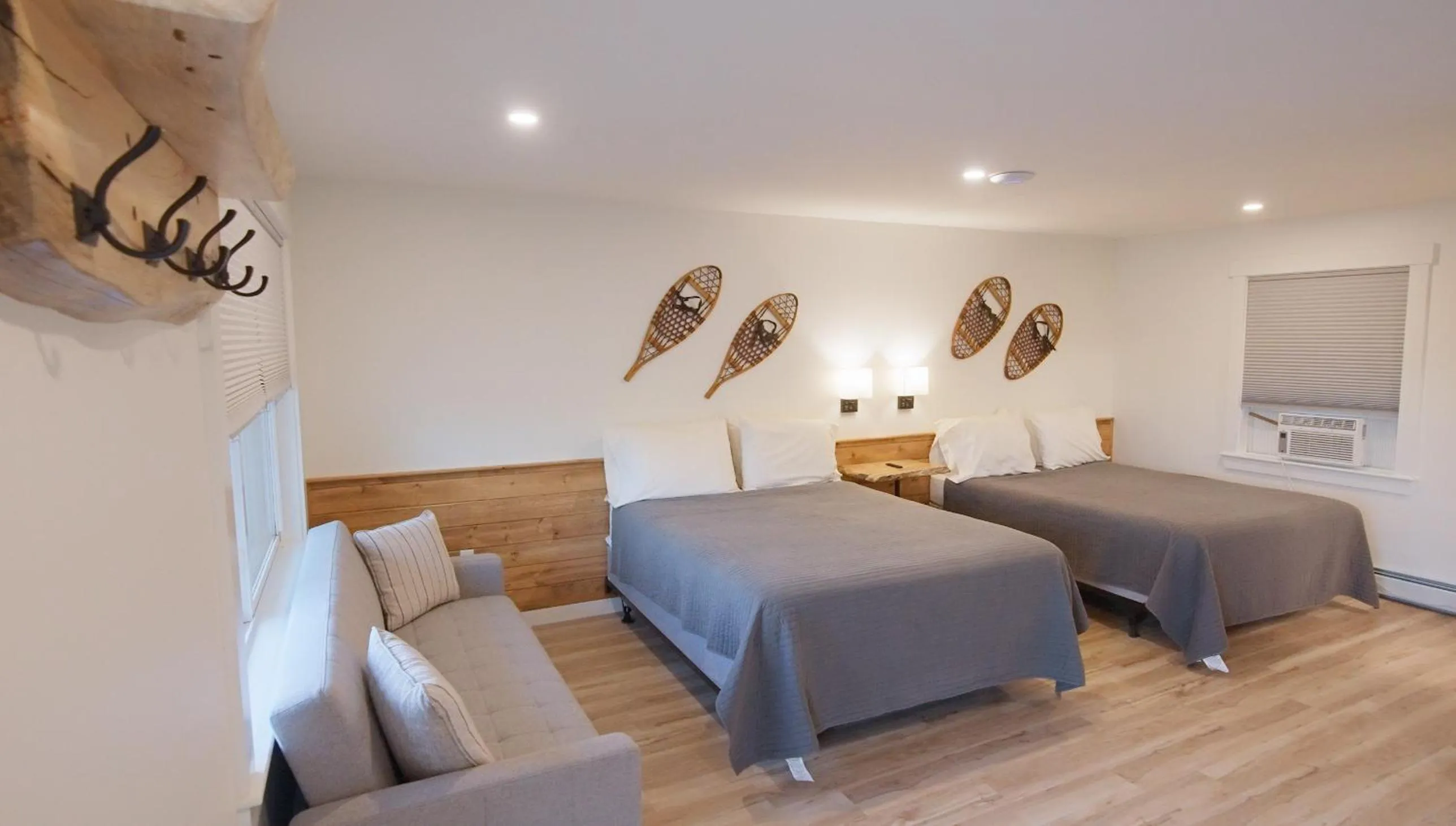 Bed in Bingham Motor Inn