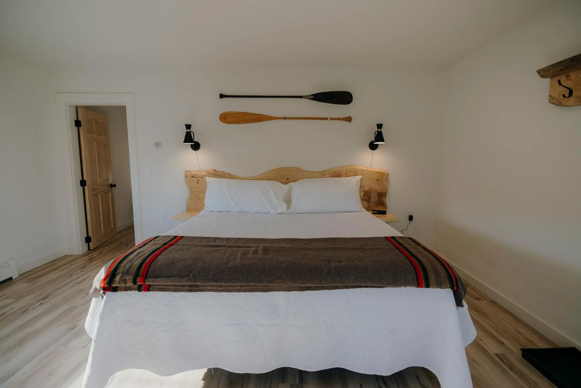 Bed in Bingham Motor Inn