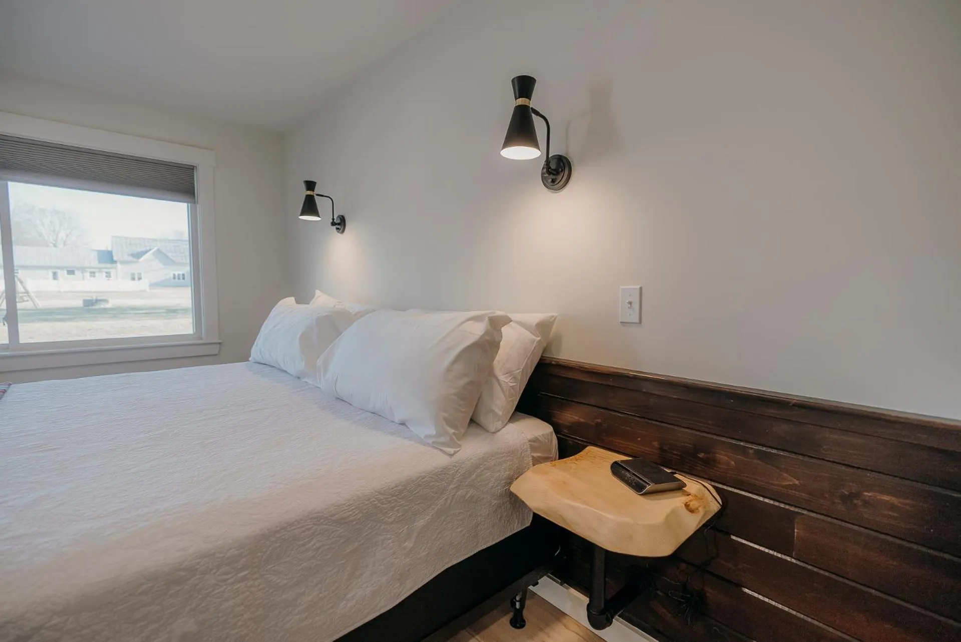 Bed in Bingham Motor Inn