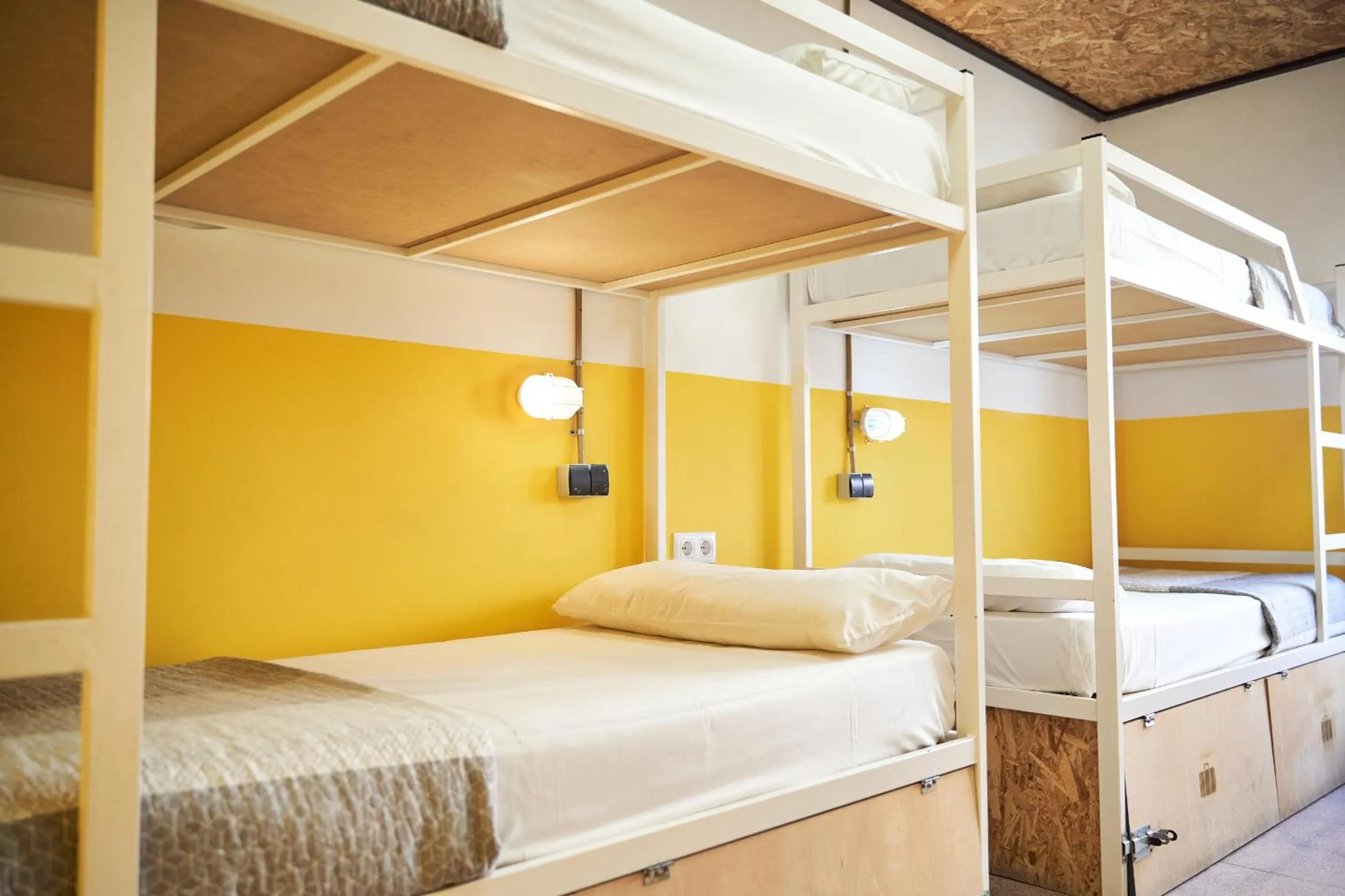 Bed in LOFT HOSTAL Group
