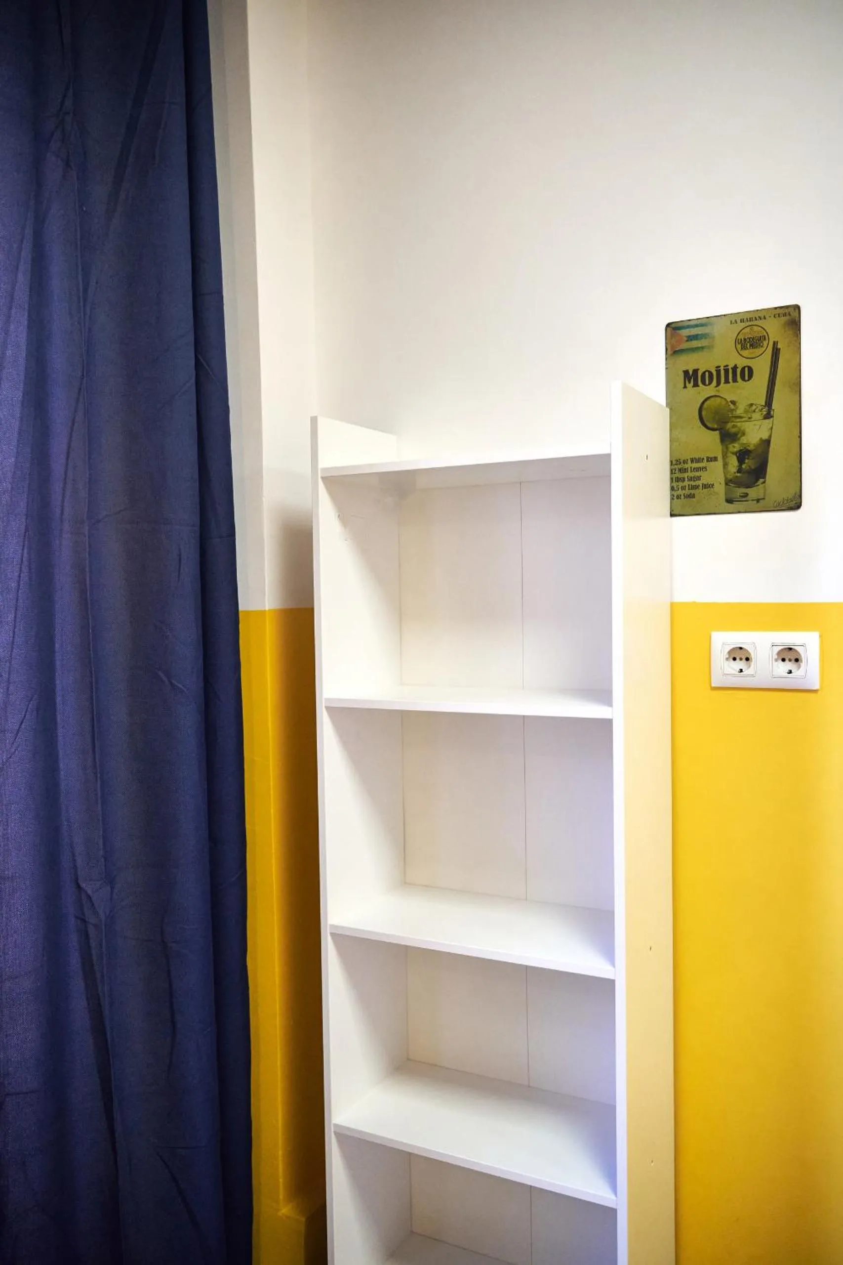 wardrobe in LOFT HOSTAL Group