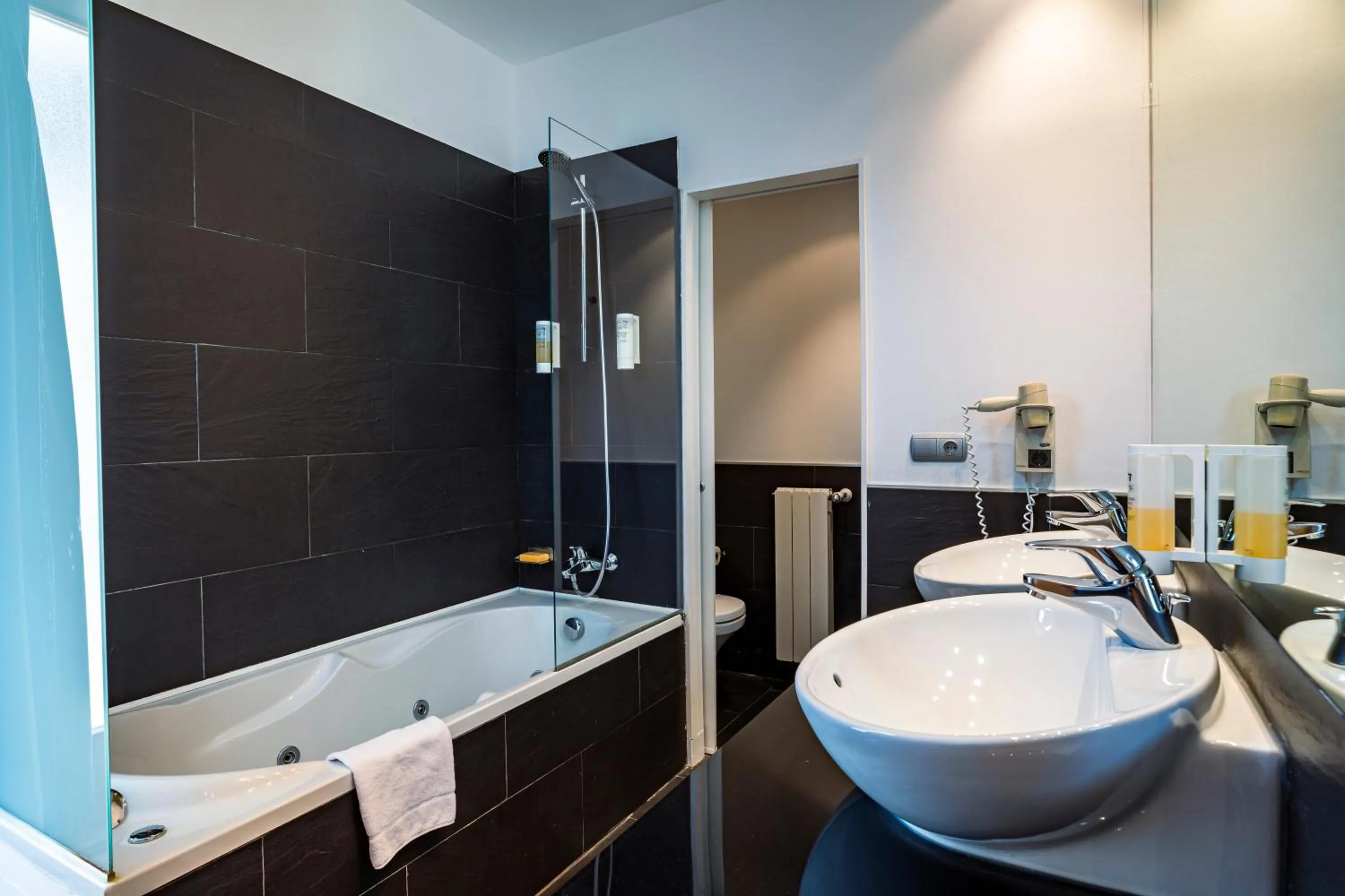 Hot Tub in Tierra de Biescas