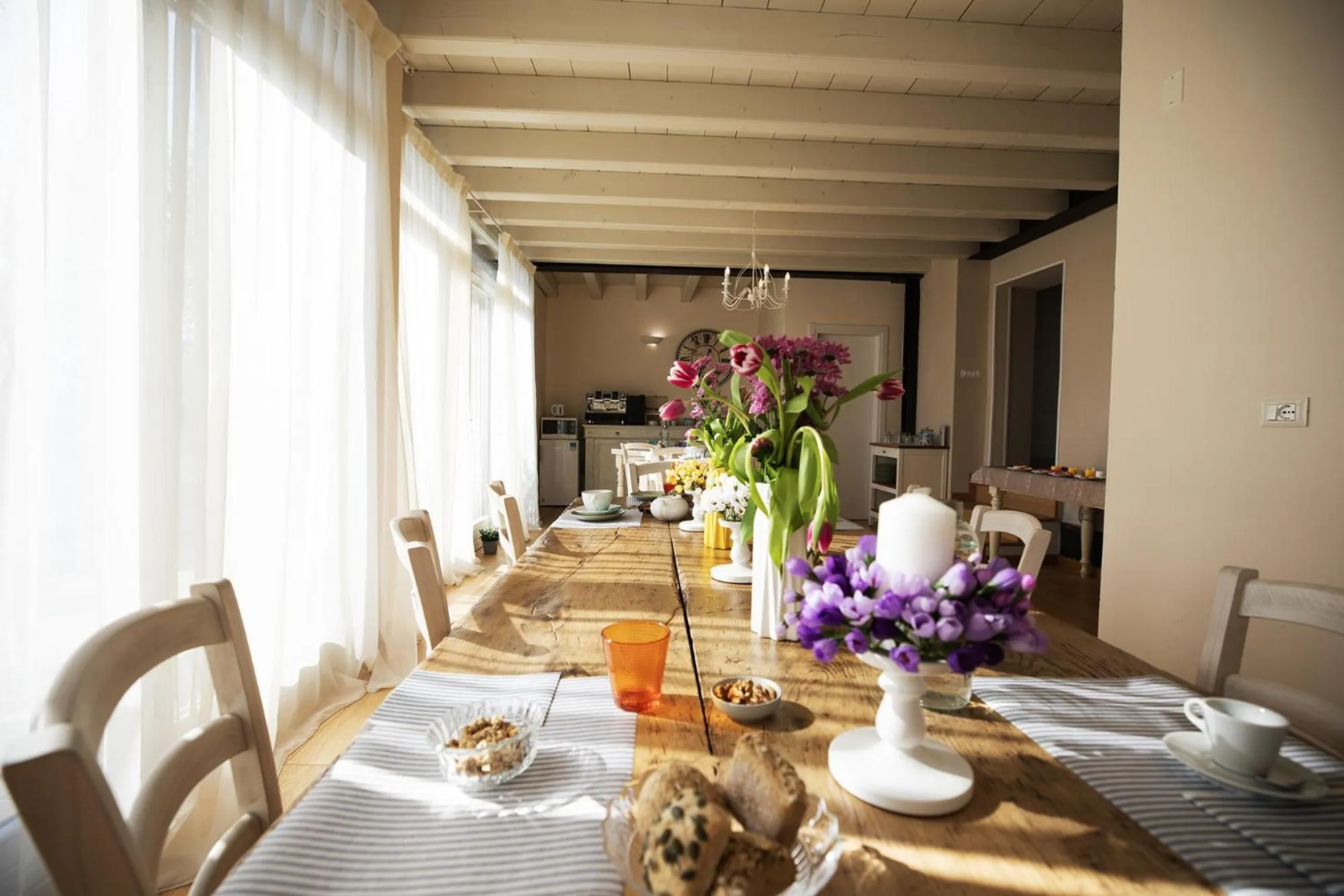 Restaurant/places to eat in Relais La Rocca Solferino