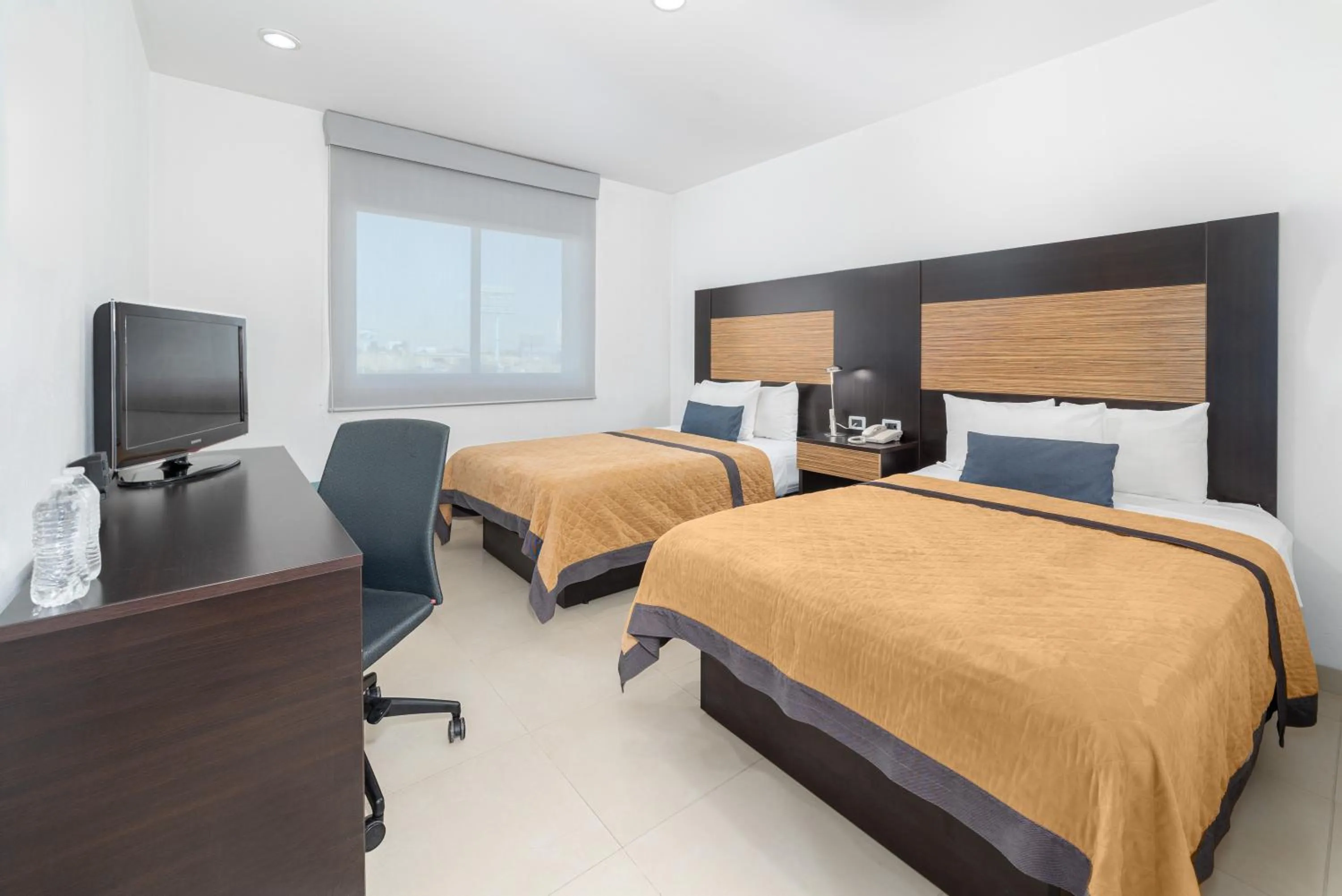 Bedroom, Bed in Hotel México Plaza Silao Aeropuerto