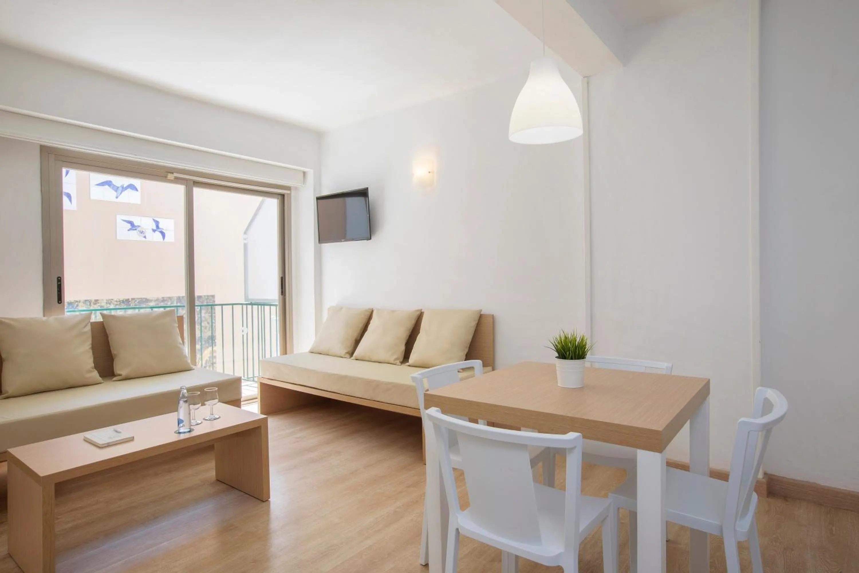 Bedroom in whala!beach